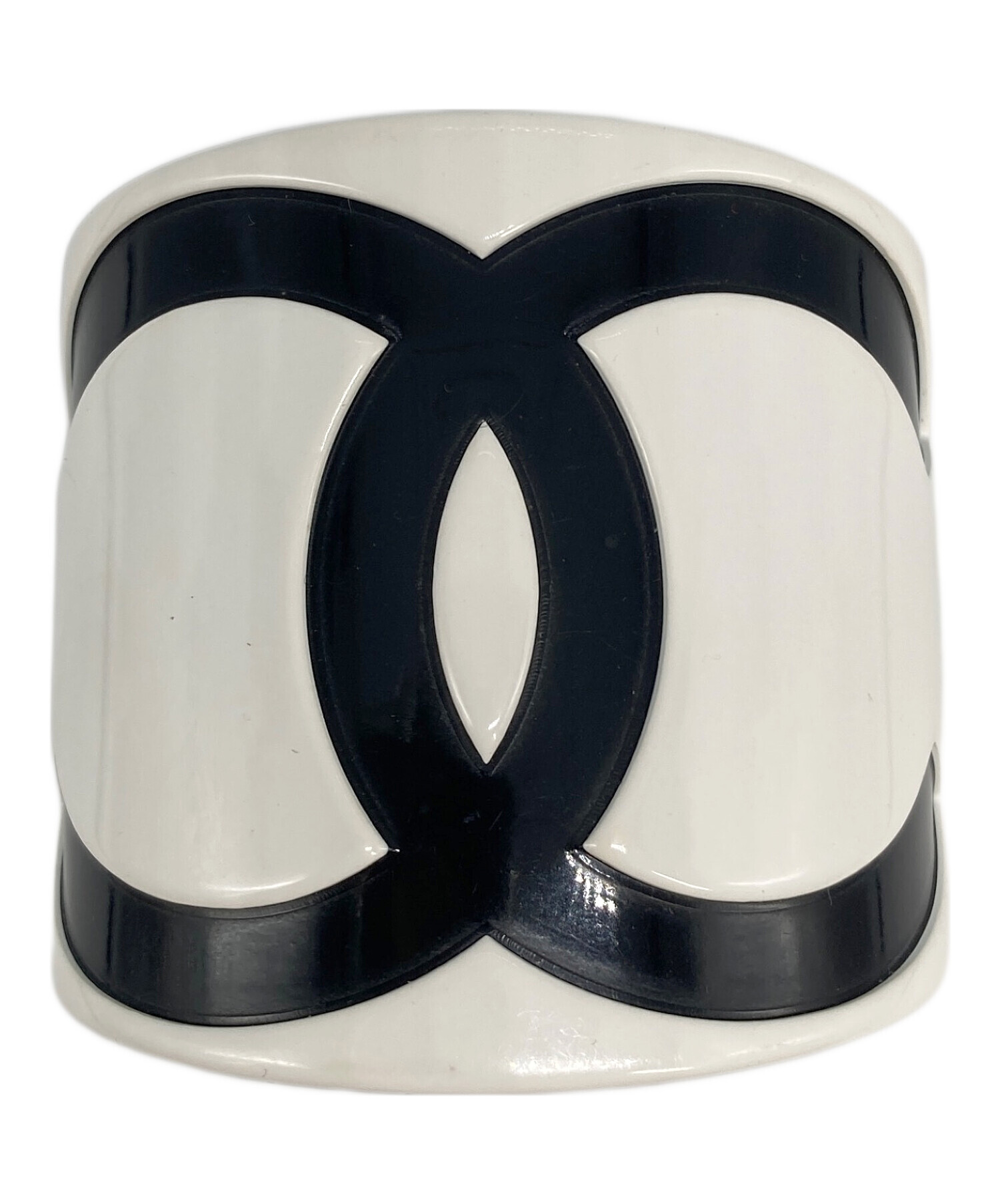 CHANEL シャネル　中古　美品　バングル　ココマーク　水玉 中古・古着通販】CHANEL (シャネル) ココマークバングル ホワイト