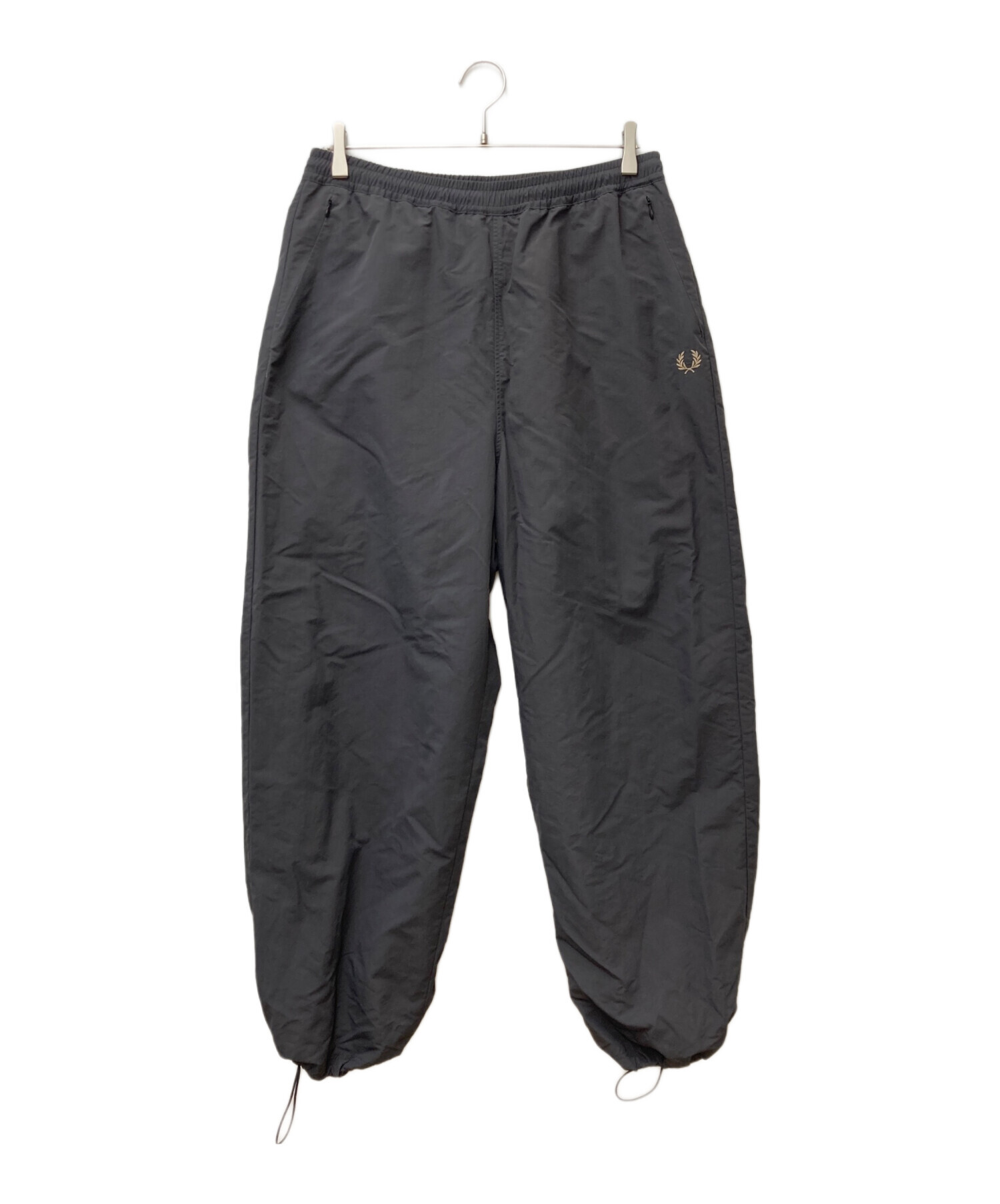 BEAMS 別注 FRED PERRY シェルパンツ L 中古・古着通販】FRED PERRY (フレッドペリー) BEAMS (ビームス