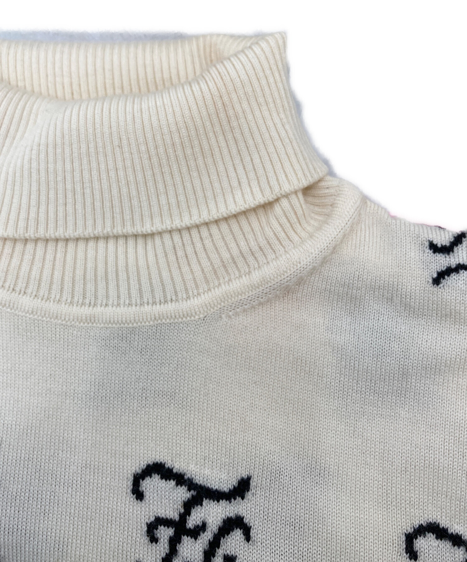 中古・古着通販】FENDI (フェンディ) ハイネックロゴニット FZY006