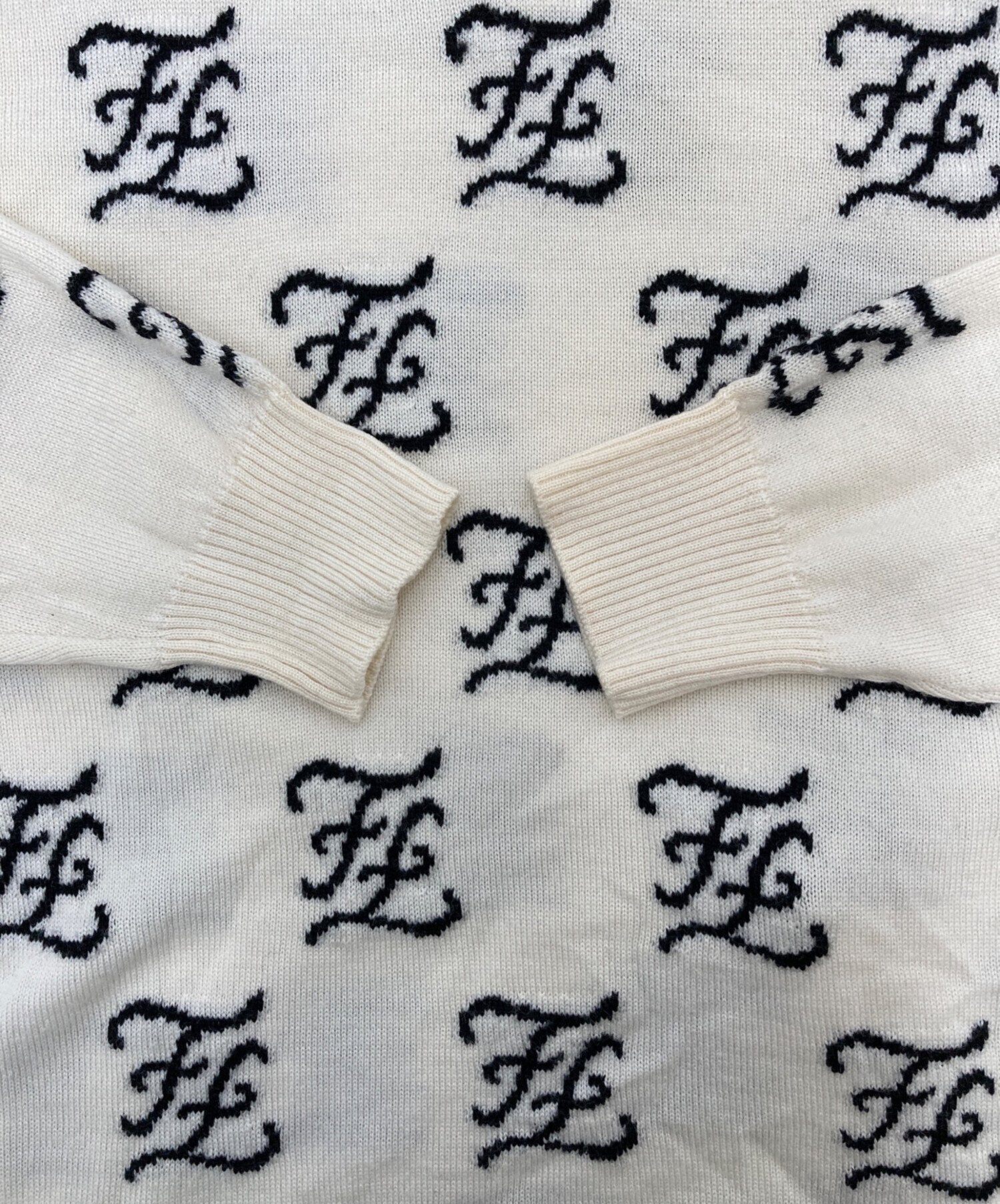 中古・古着通販】FENDI (フェンディ) ハイネックロゴニット FZY006