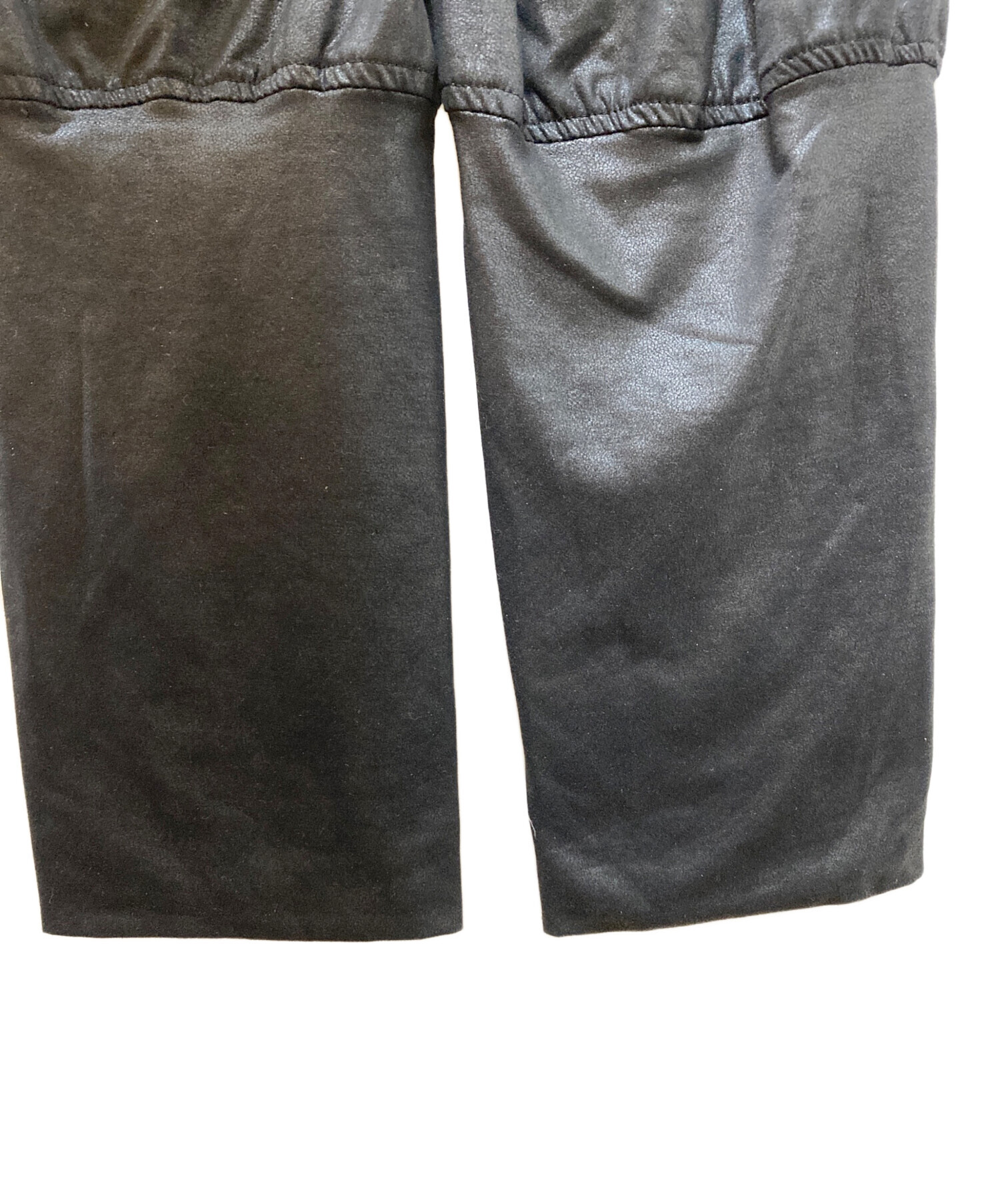 中古・古着通販】ISSEY MIYAKE (イッセイミヤケ) フェイクレザーパンツ