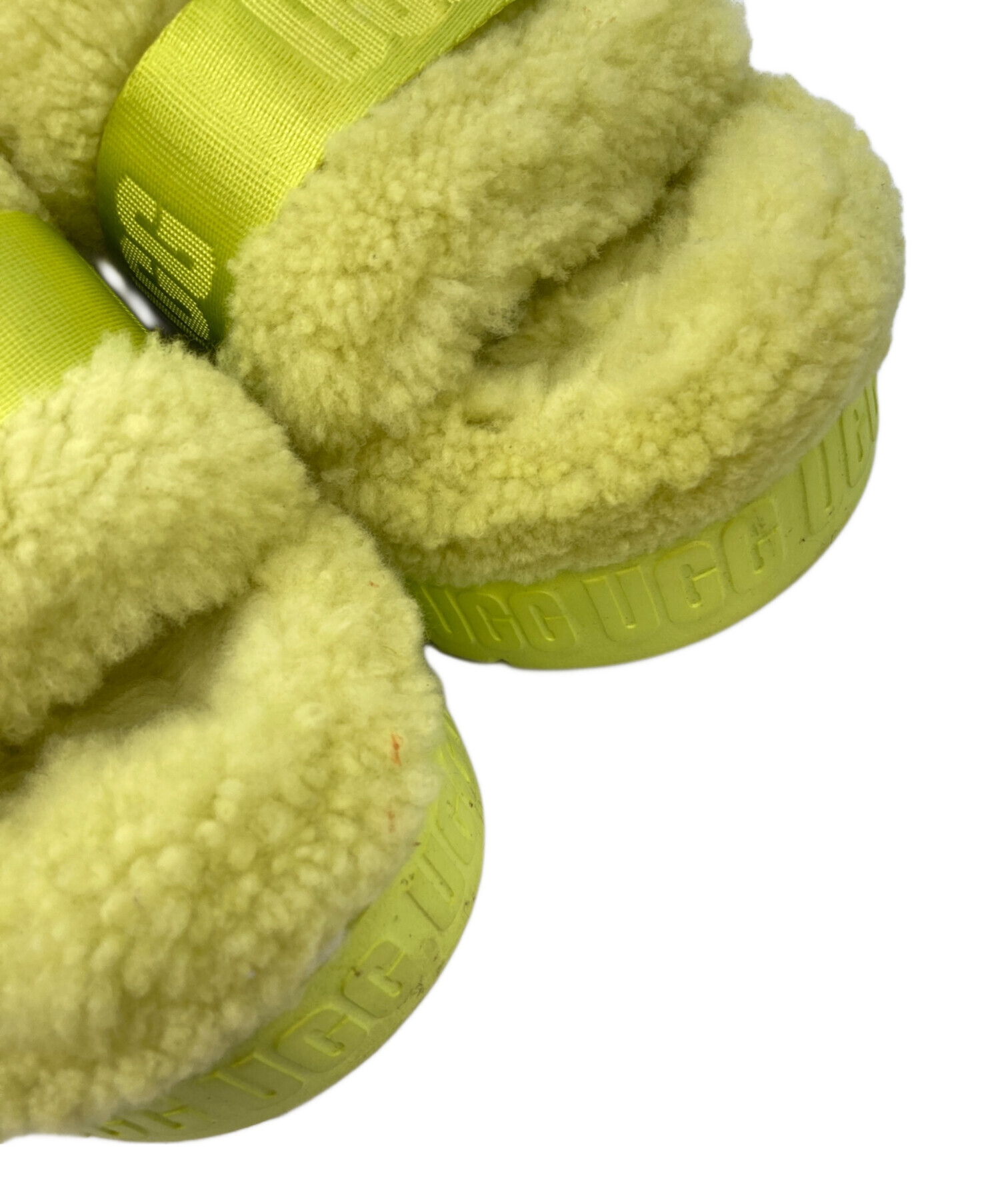中古・古着通販】UGG (アグ) FLUFFITA ボアサンダル 黄緑 サイズ:22
