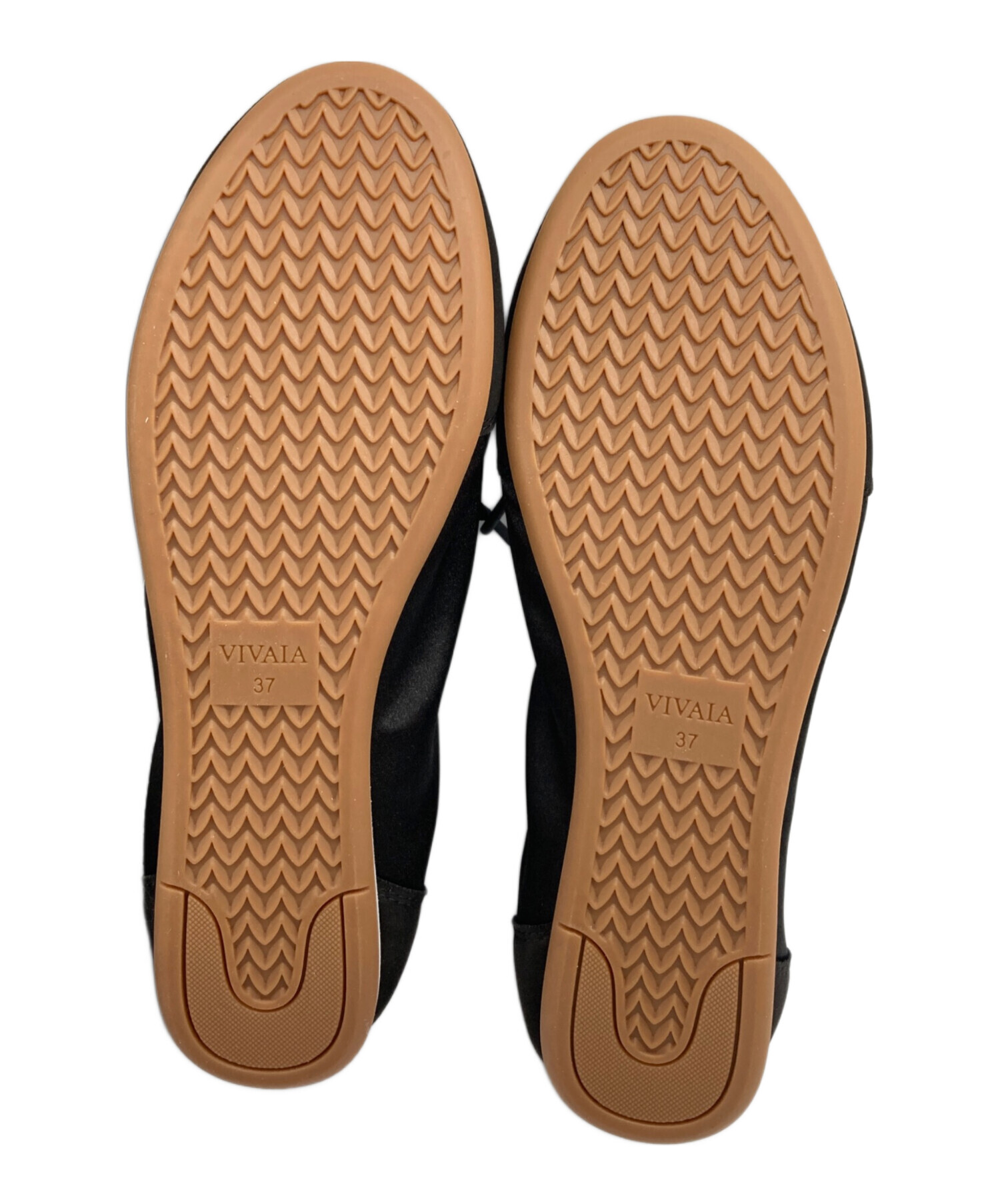 中古・古着通販】VIVAIA (ビバイア) ラウンドトゥ レースアップ スニー 