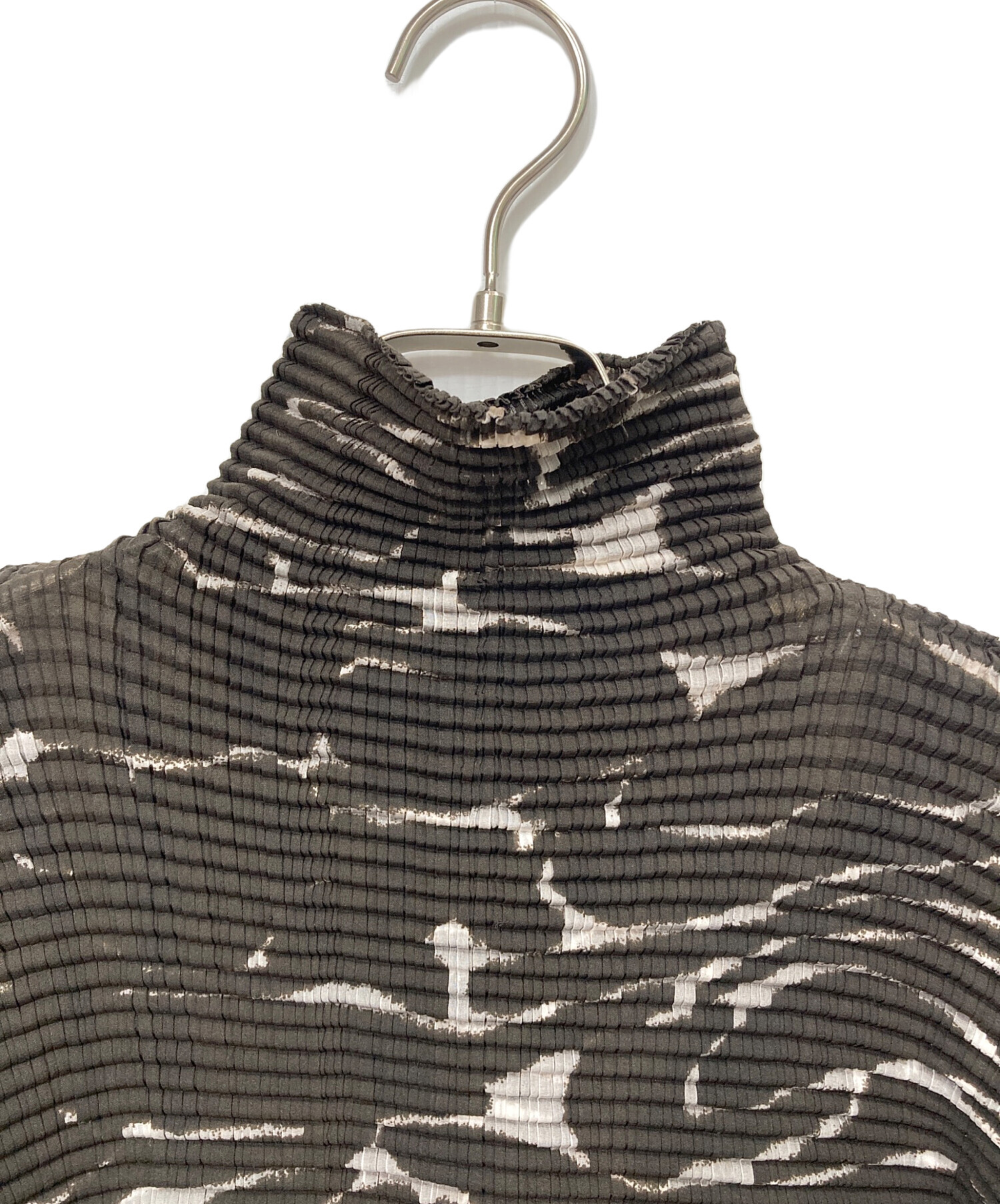 【中古美品】イッセイミヤケ カットソー M-Lサイズ相当 中古・古着通販】ISSEY MIYAKE MEN (イッセイミヤケメン) モックネック
