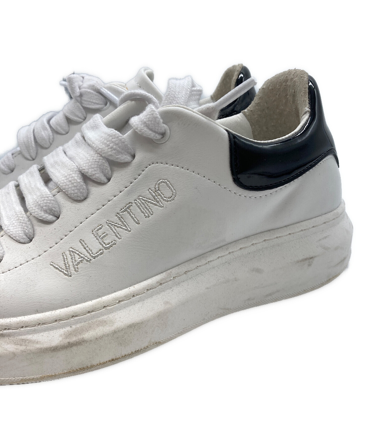 中古・古着通販】VALENTINO (ヴァレンティノ) スニーカー ホワイト 