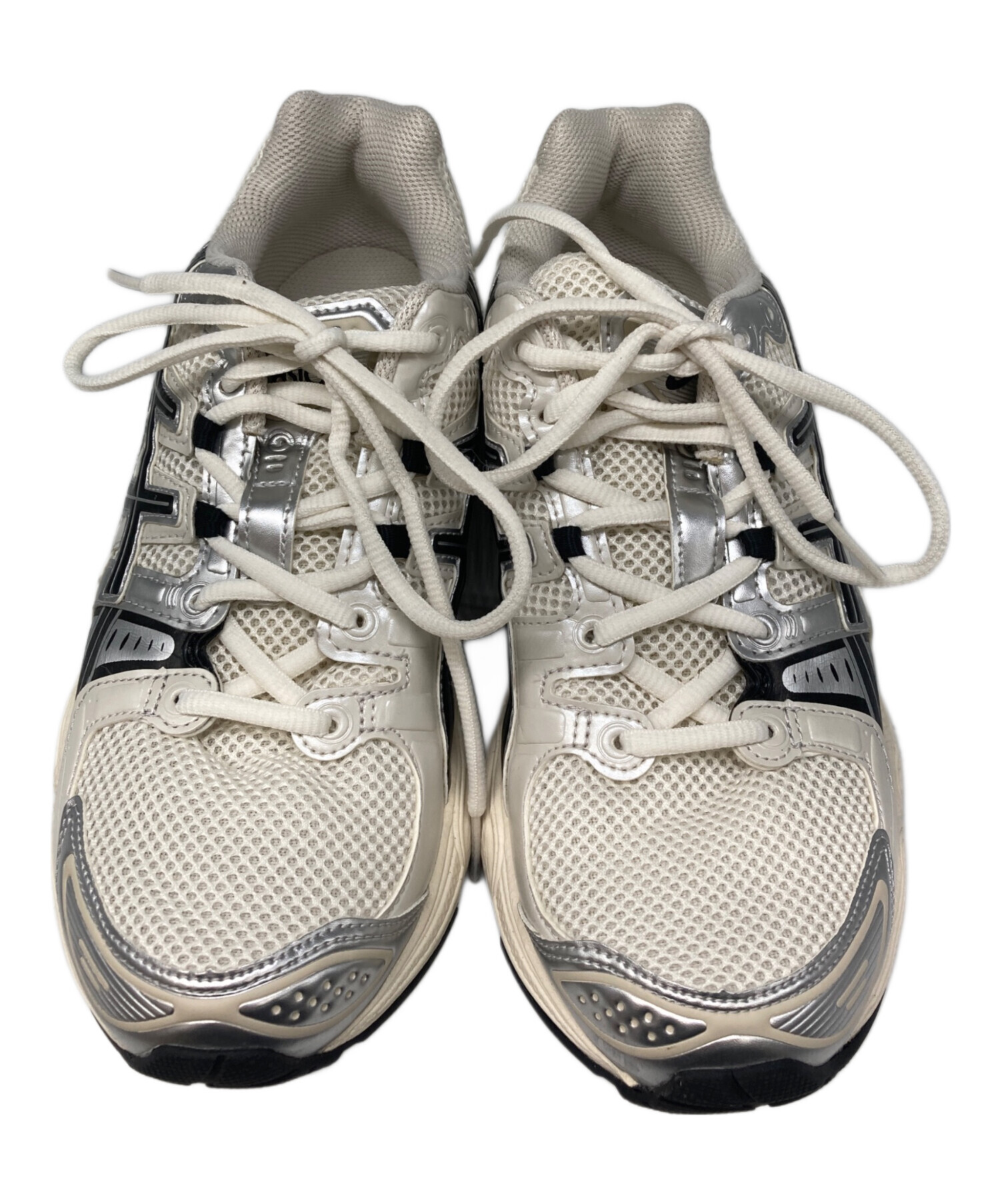 Y*9様 クチナシ【古木】お買得！ 中古・古着通販】asics (アシックス) GEL-NIMBUS 9 ホワイト サイズ