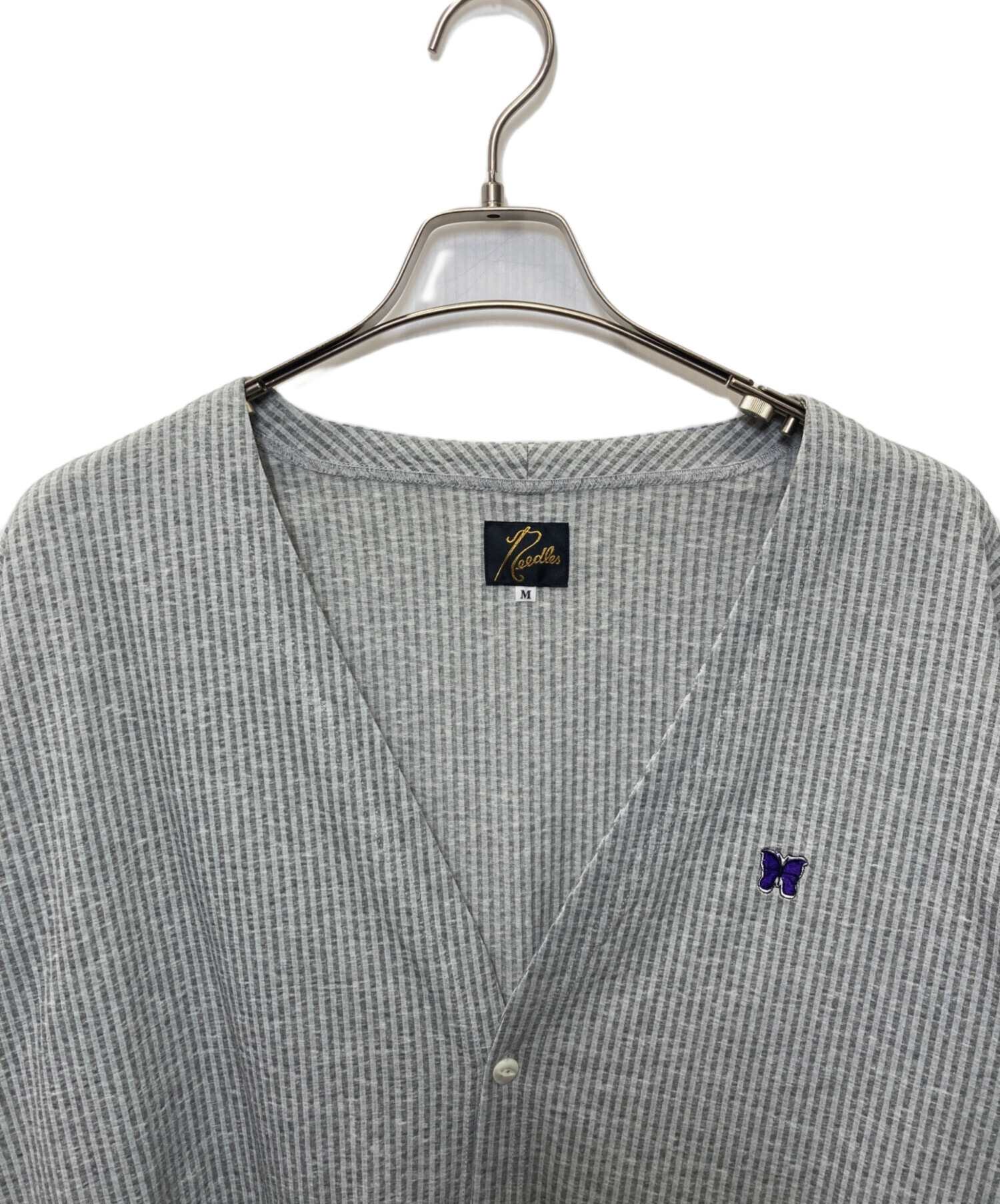 ニードルズ Needles VNeck Cardigan 新品未使用 Lsize 中古・古着通販】Needles (ニードルズ) V NECK CARDIGAN - C/PE SUCKER