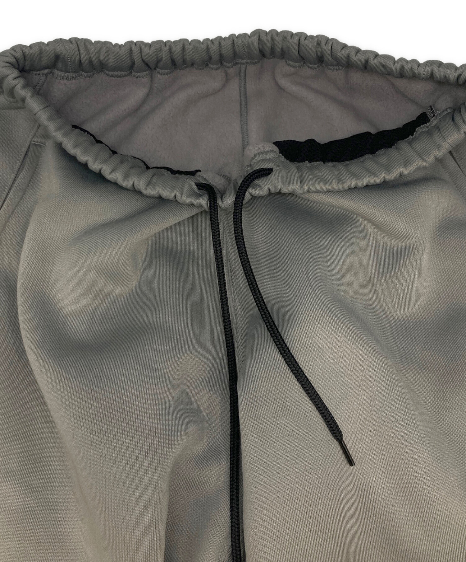 中古・古着通販】Needles (ニードルズ) トラックパンツ グレー サイズ