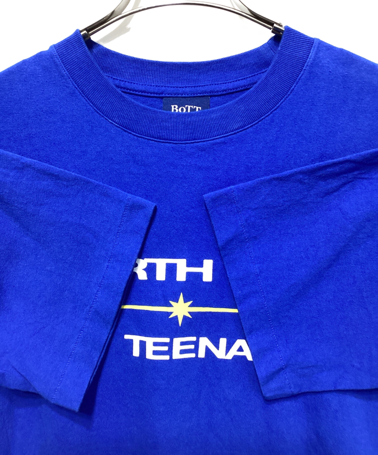 BOTT Tシャツ　Mサイズ 中古・古着通販】BoTT (ボット) プリントTシャツ ブルー サイズ:M