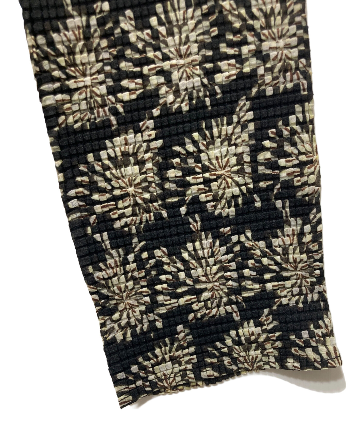 中古・古着通販】ISSEY MIYAKE (イッセイミヤケ) 花柄プリーツ