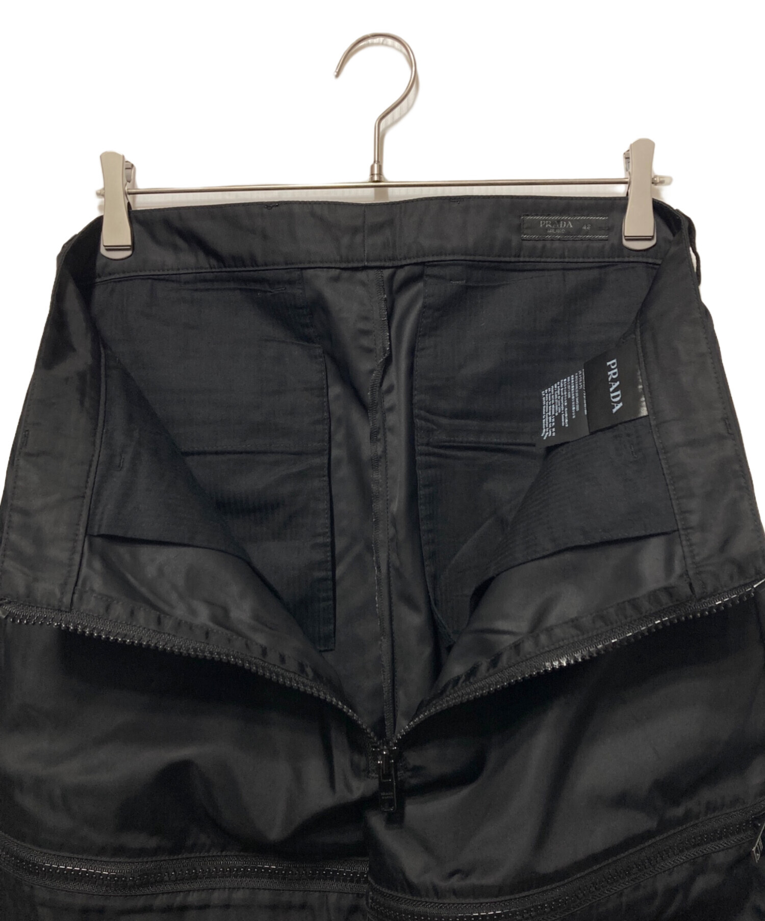 中古・古着通販】PRADA (プラダ) ナイロンジップパンツ ブラック