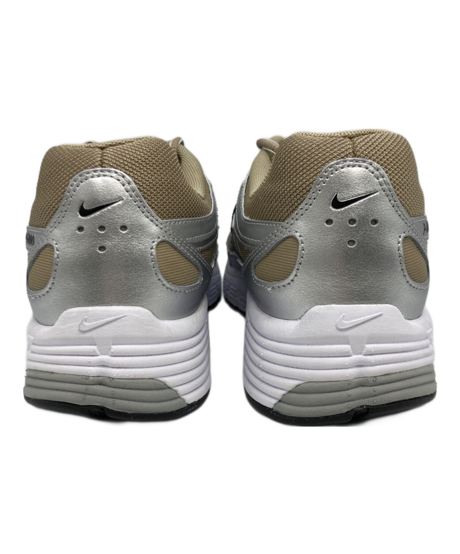 中古・古着通販】NIKE (ナイキ) ローカットスニーカー シルバー サイズ