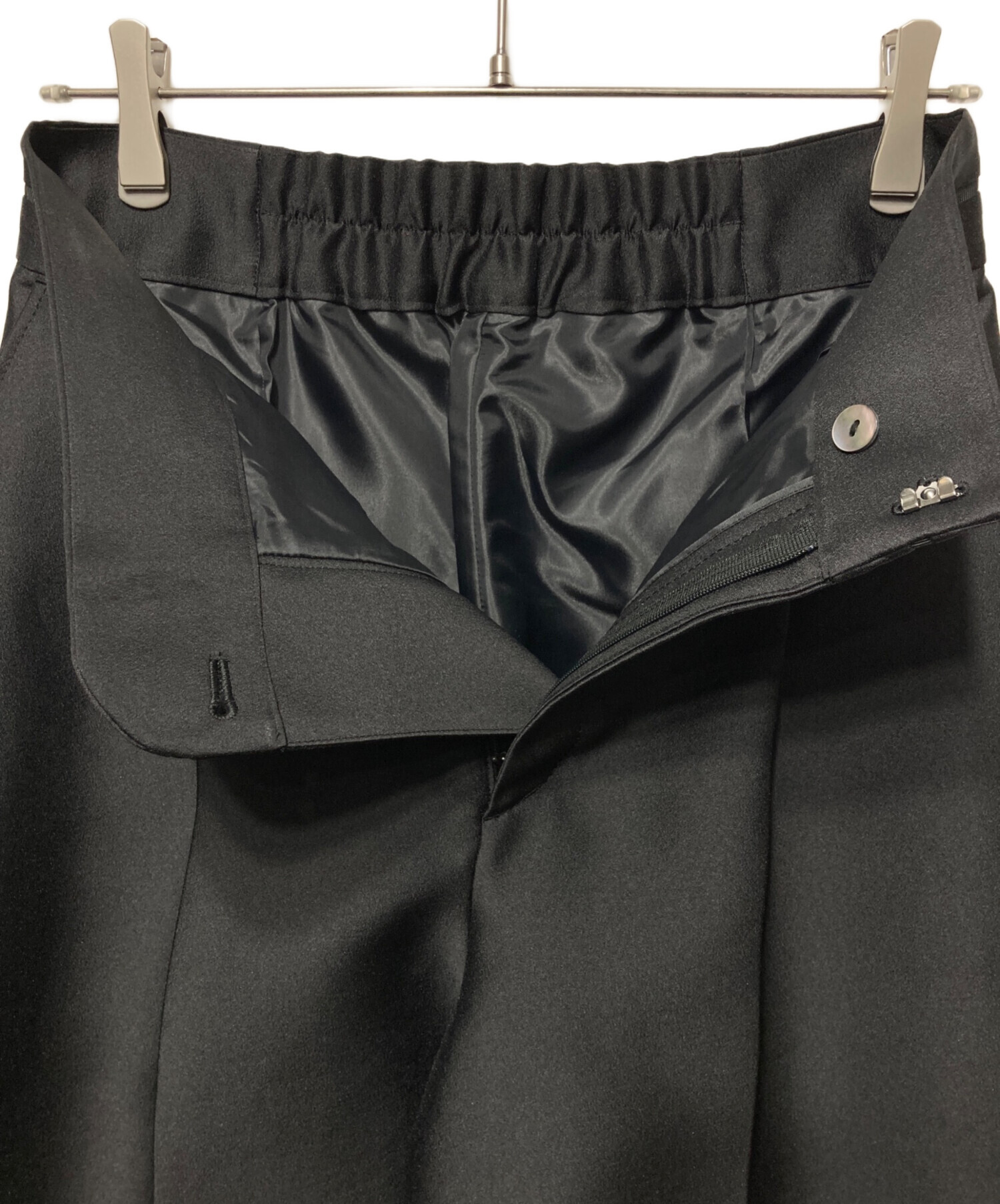 中古・古着通販】ADORE (アドーア) シルキーダブルクロスパンツ