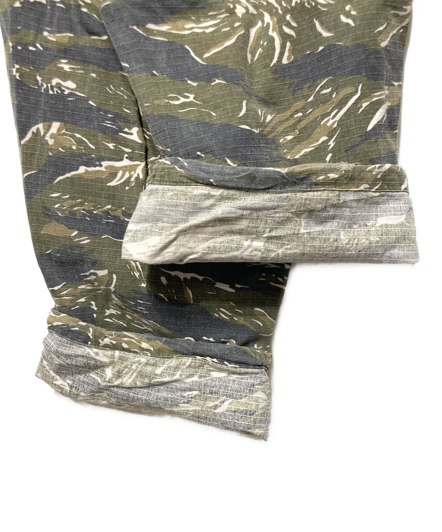 中古・古着通販】KEBOZ (ケボズ) タイガーカモカーゴパンツ カーキ