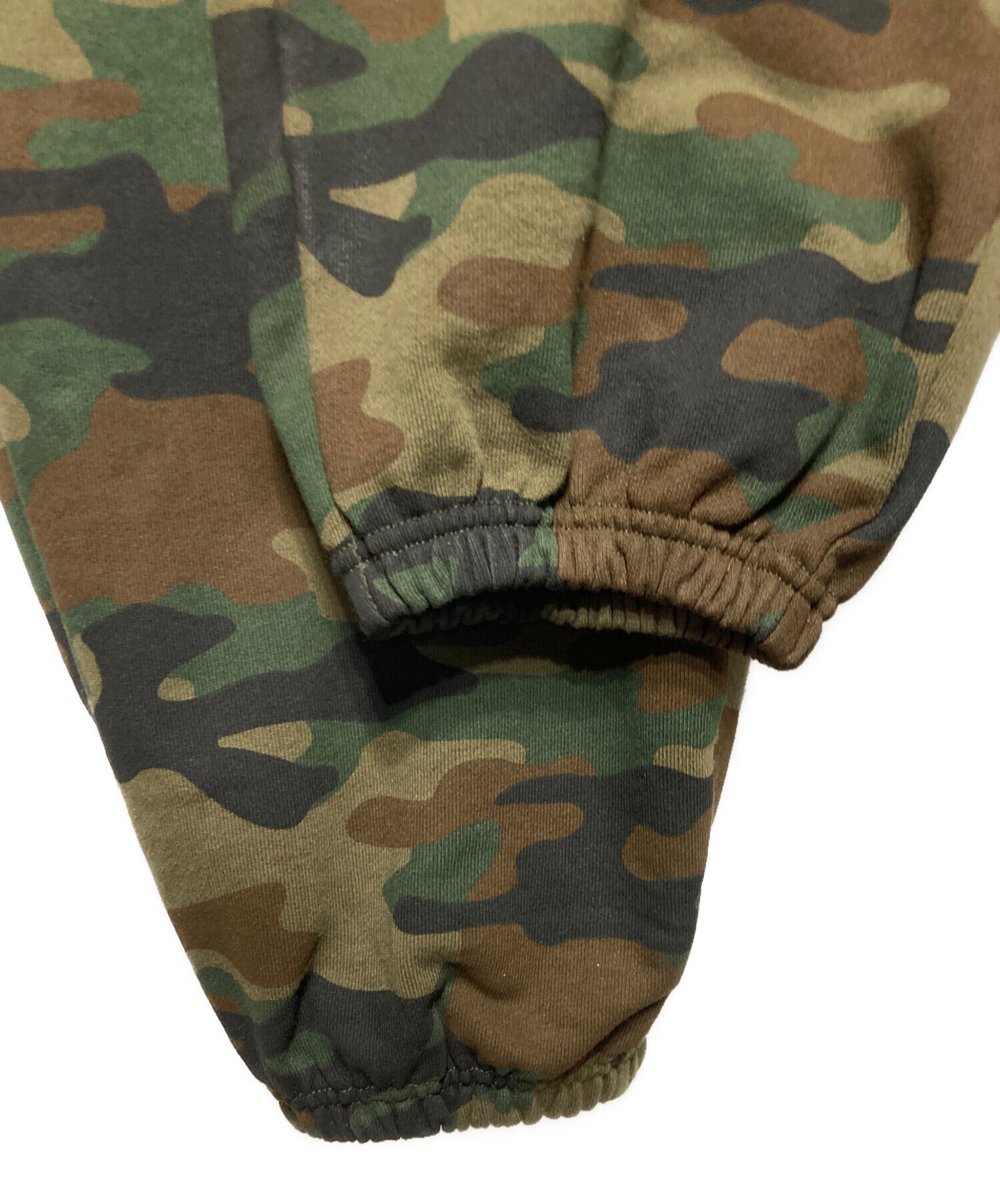 中古・古着通販】KEBOZ (ケボズ) カモ柄スウェットパンツ カーキ