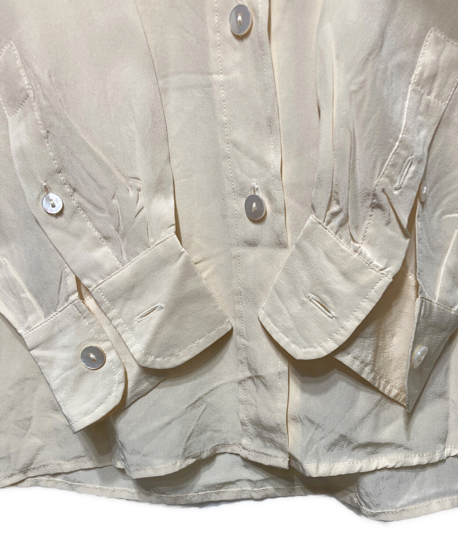 中古・古着通販】MaxMara (マックスマーラ) シルクシャツ ベージュ
