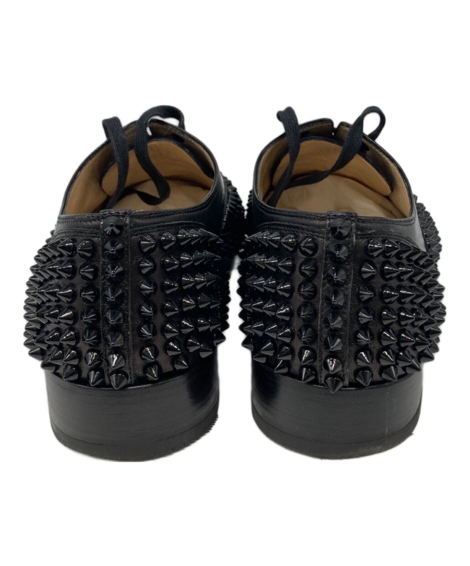 Christian Louboutin ブラック スパイクシューズ 中古・古着通販】Christian Louboutin (クリスチャン・ルブタン