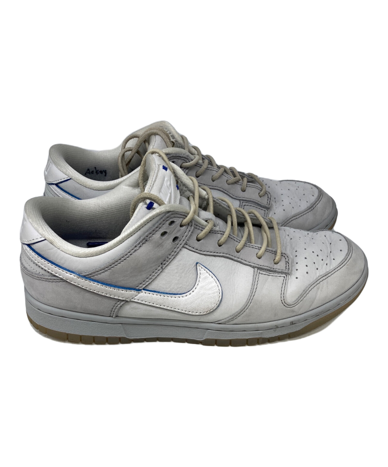 中古・古着通販】NIKE (ナイキ) スニーカー グレー サイズ:26.5