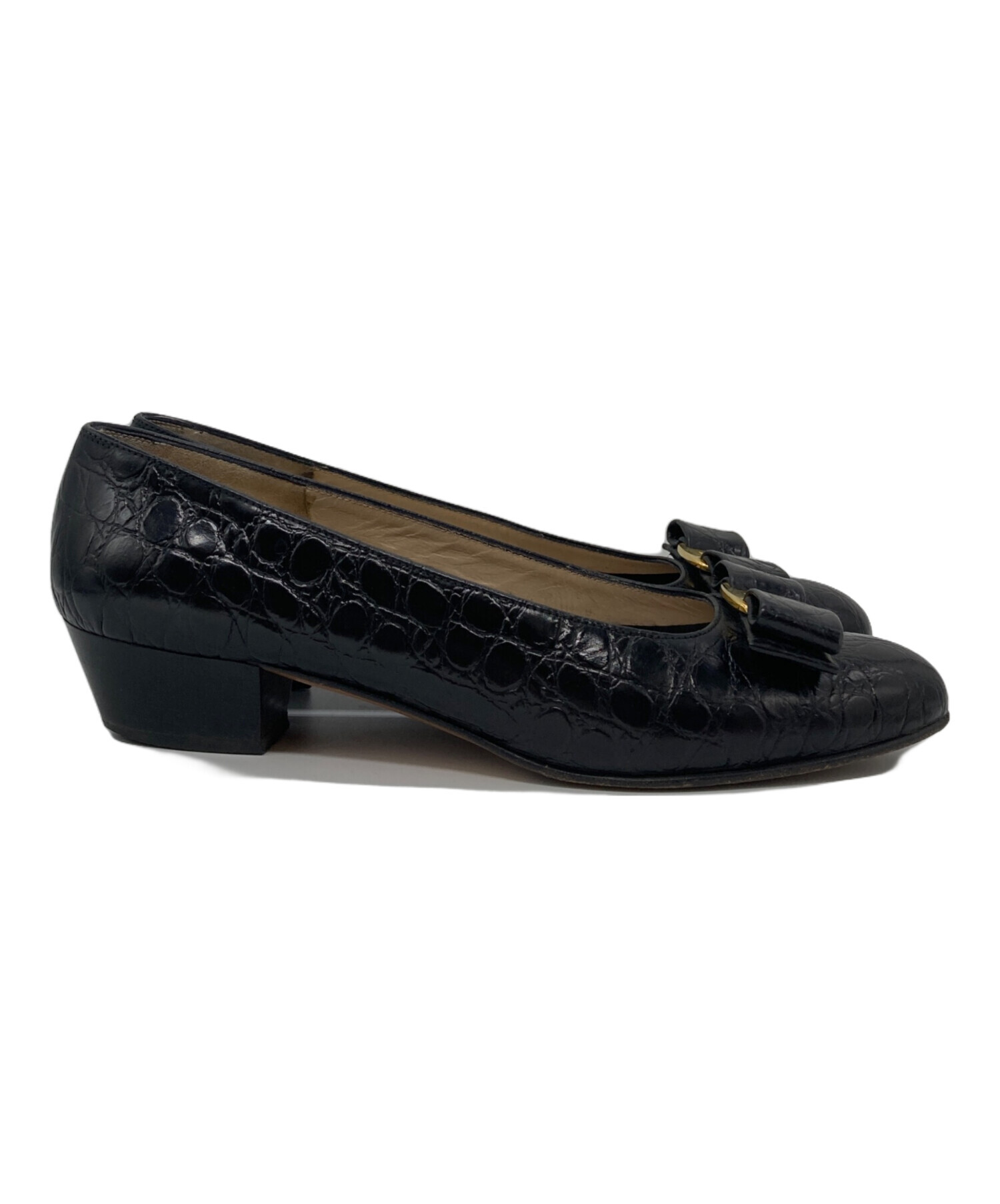 お値下げ中　Salvatore Ferragamo パンプス ヴァラ ブラック 中古・古着通販】Salvatore Ferragamo (サルヴァトーレ フェラガモ