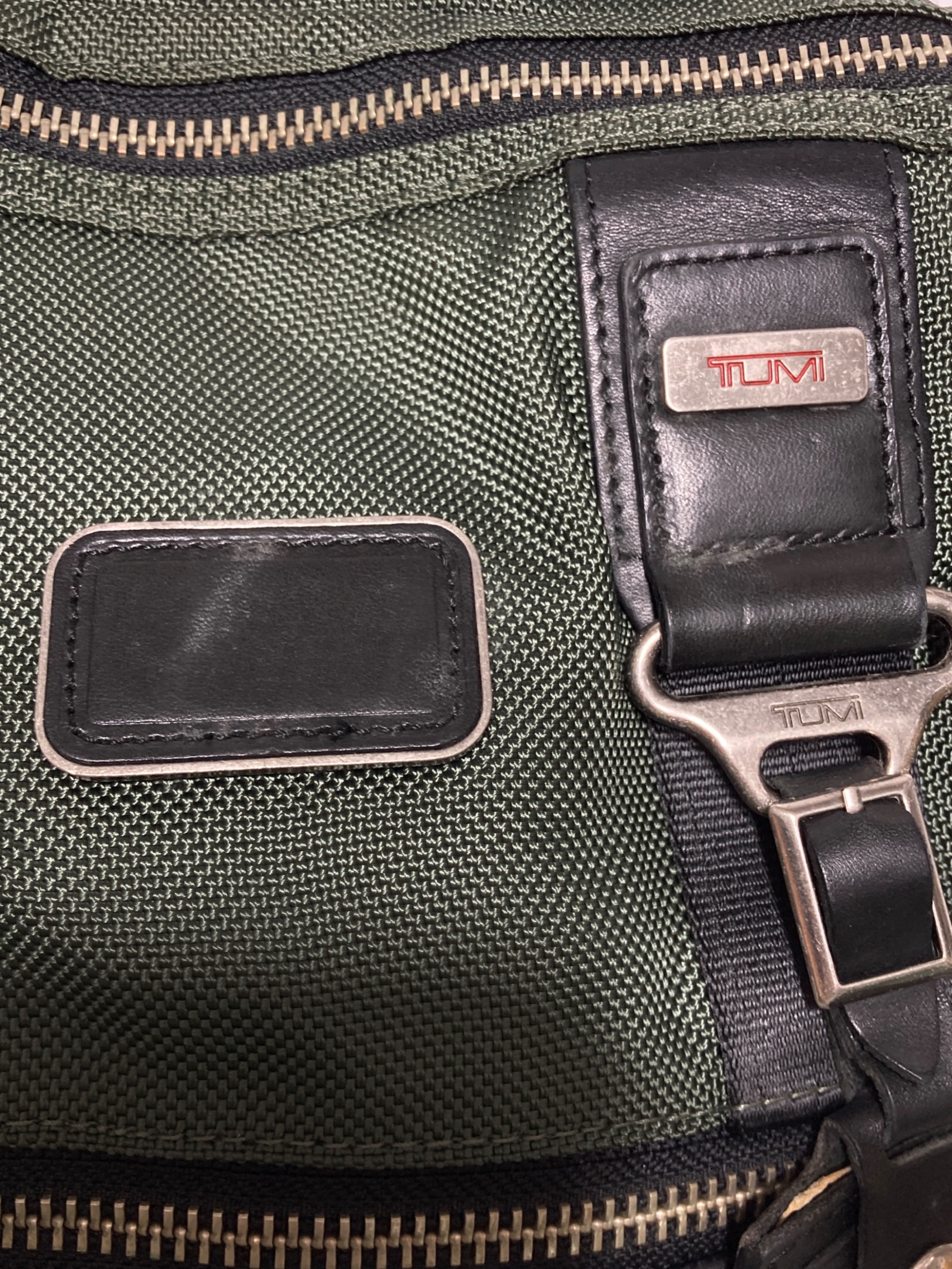 中古・古着通販】TUMI (トゥミ) Alpha Bravo カーキ｜ブランド・古着