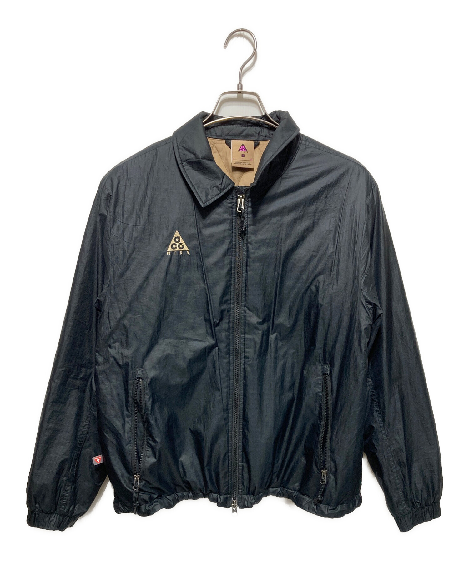 ト*ー様 NIKE ACG 中綿ジャケット プリマロフト 中古・古着通販】NIKE ACG (ナイキエーシージー) PrimaLoft Jacket