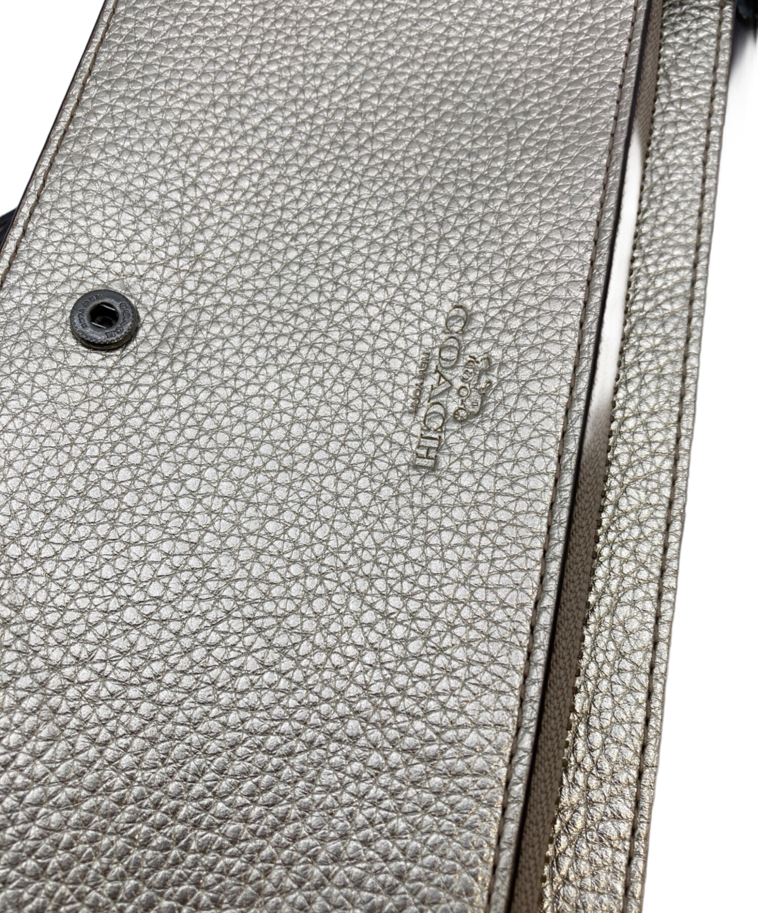 中古・古着通販】COACH (コーチ) バッグ ゴールド｜ブランド・古着通販