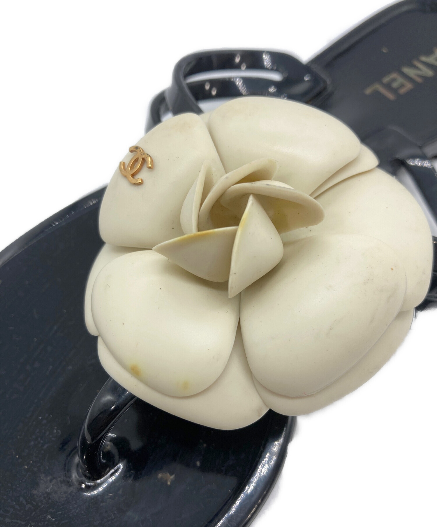 中古・古着通販】CHANEL (シャネル) カメリア ビーチサンダル ブラック