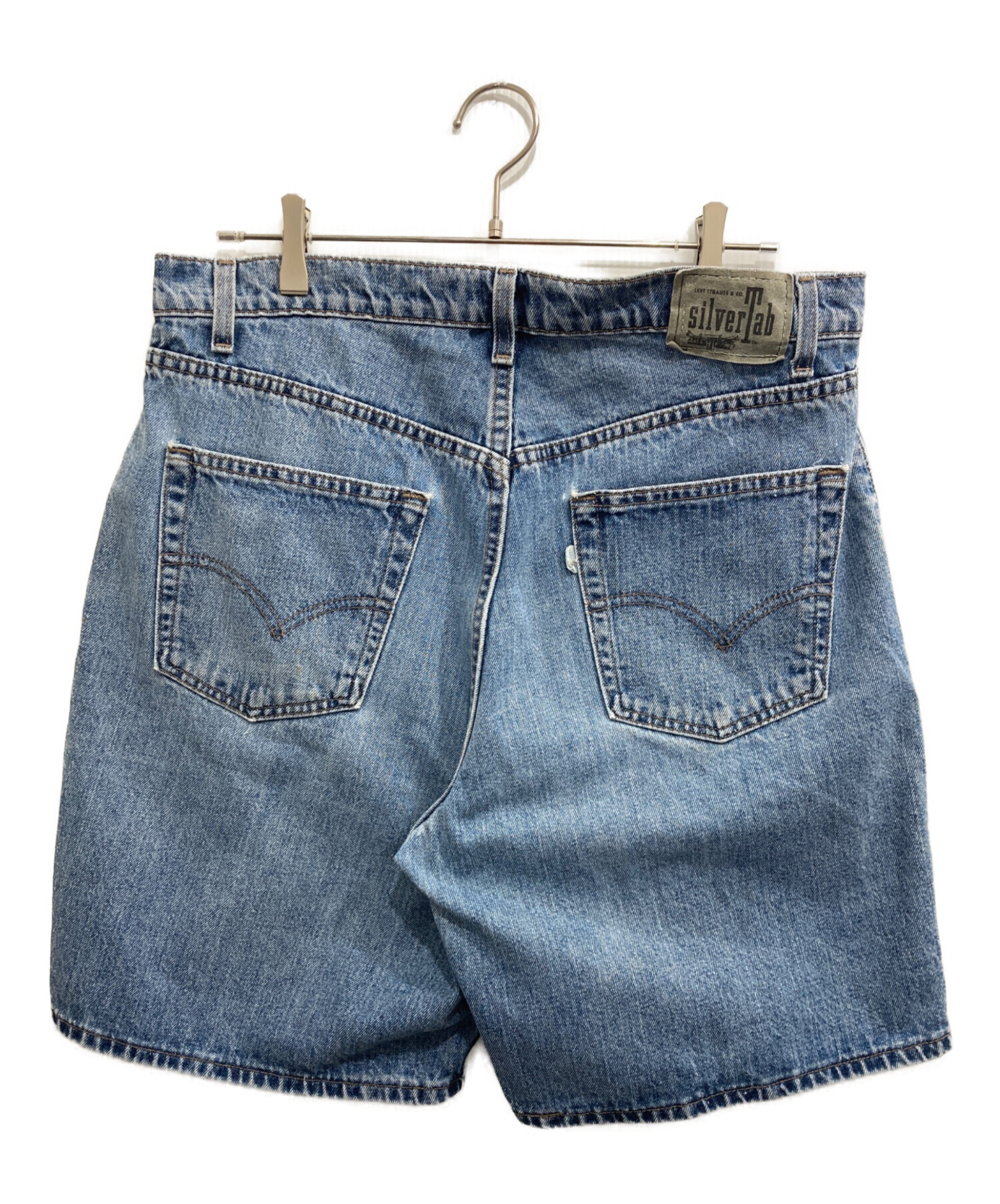 Mellojoy 中古まとめ売り エビフライ 寿司 バタフライ デニム 中古・古着通販】LEVI'S (リーバイス) LOOSE デニムショーツ ブルー