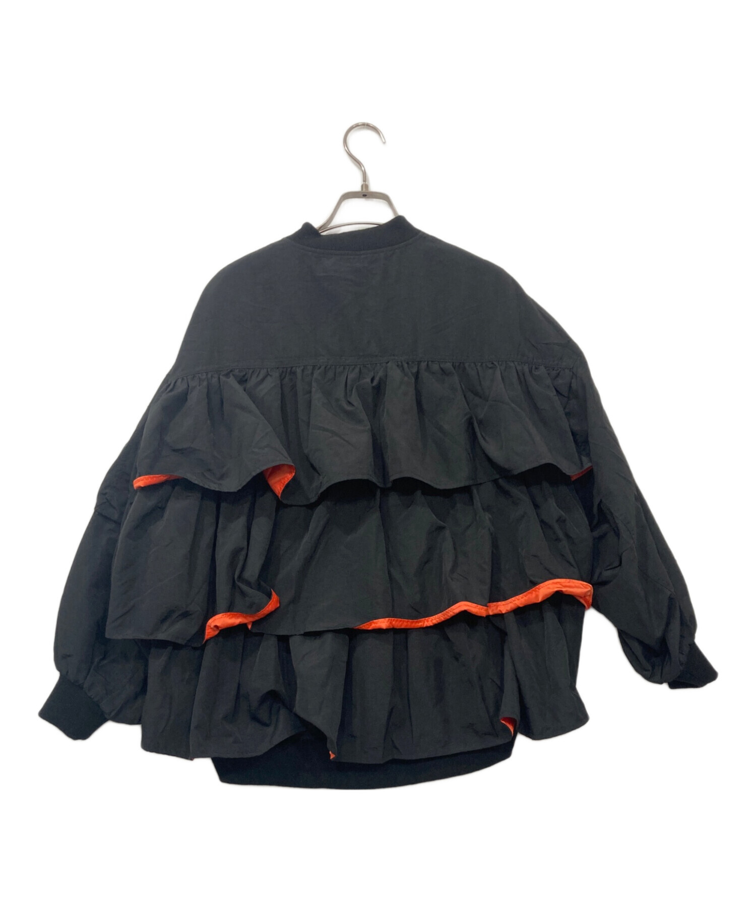 完売品 極美品✨️Ｒｉｓｌｅｙ リズレー 強撥水Ｂａｃｋフリルブルゾン Risley（リズレー）の「Risley/リズレー/強撥水Backフリルブルゾン