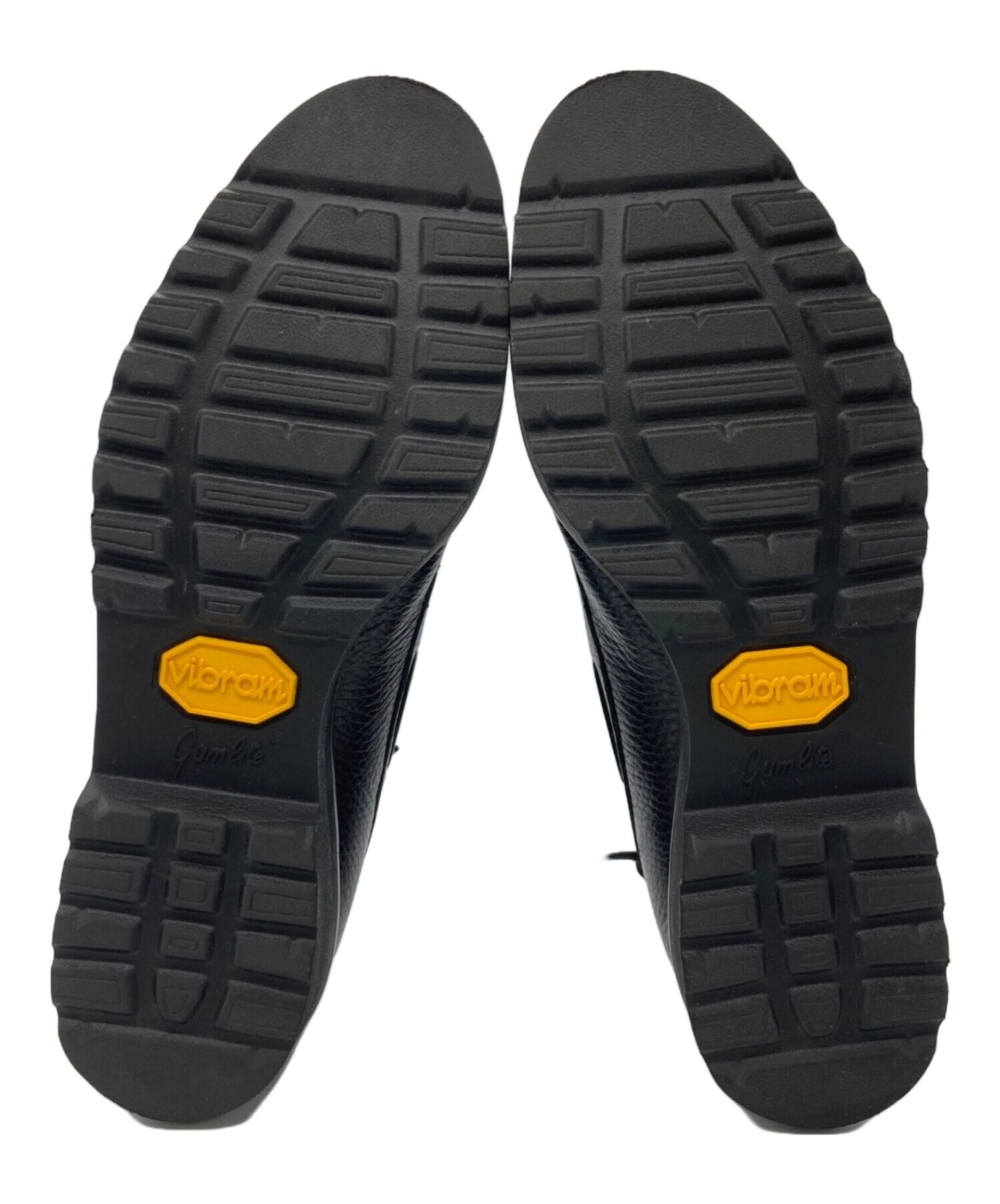 【未使用に近い】バーニーズ ニューヨーク プレーントゥ ブラック エナメル 中古・古着通販】BARNEYS NEWYORK (バーニーズ・ニューヨーク) モック