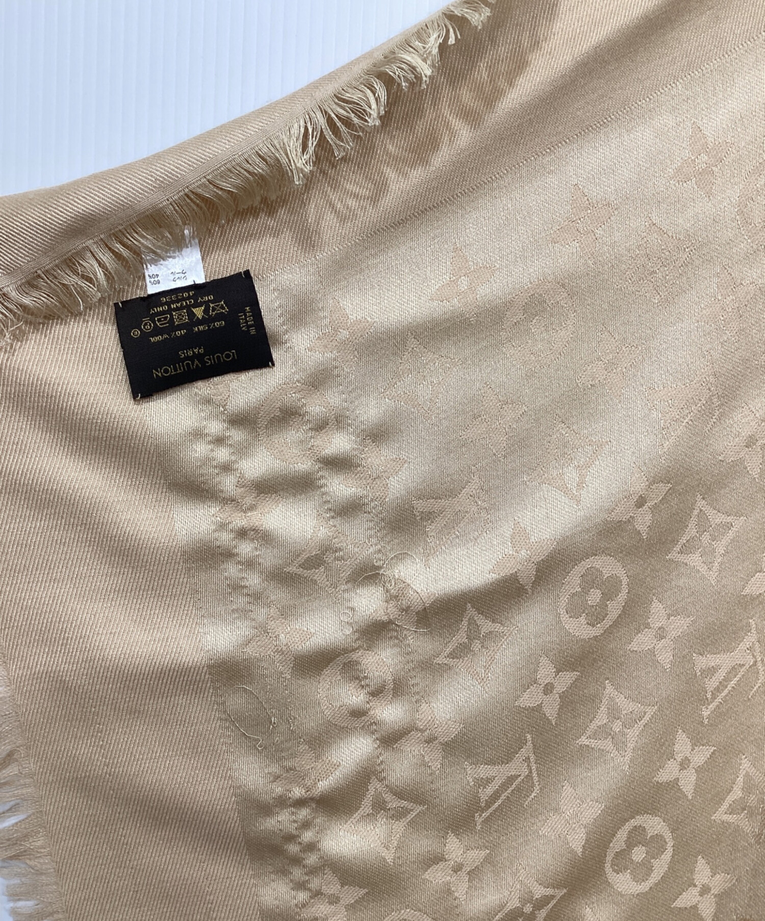 のぞみ　　LOUIS VUITTON ベージュ ストール　ルイ・ヴィトン 中古・古着通販】LOUIS VUITTON (ルイ ヴィトン) モノグラムシルク