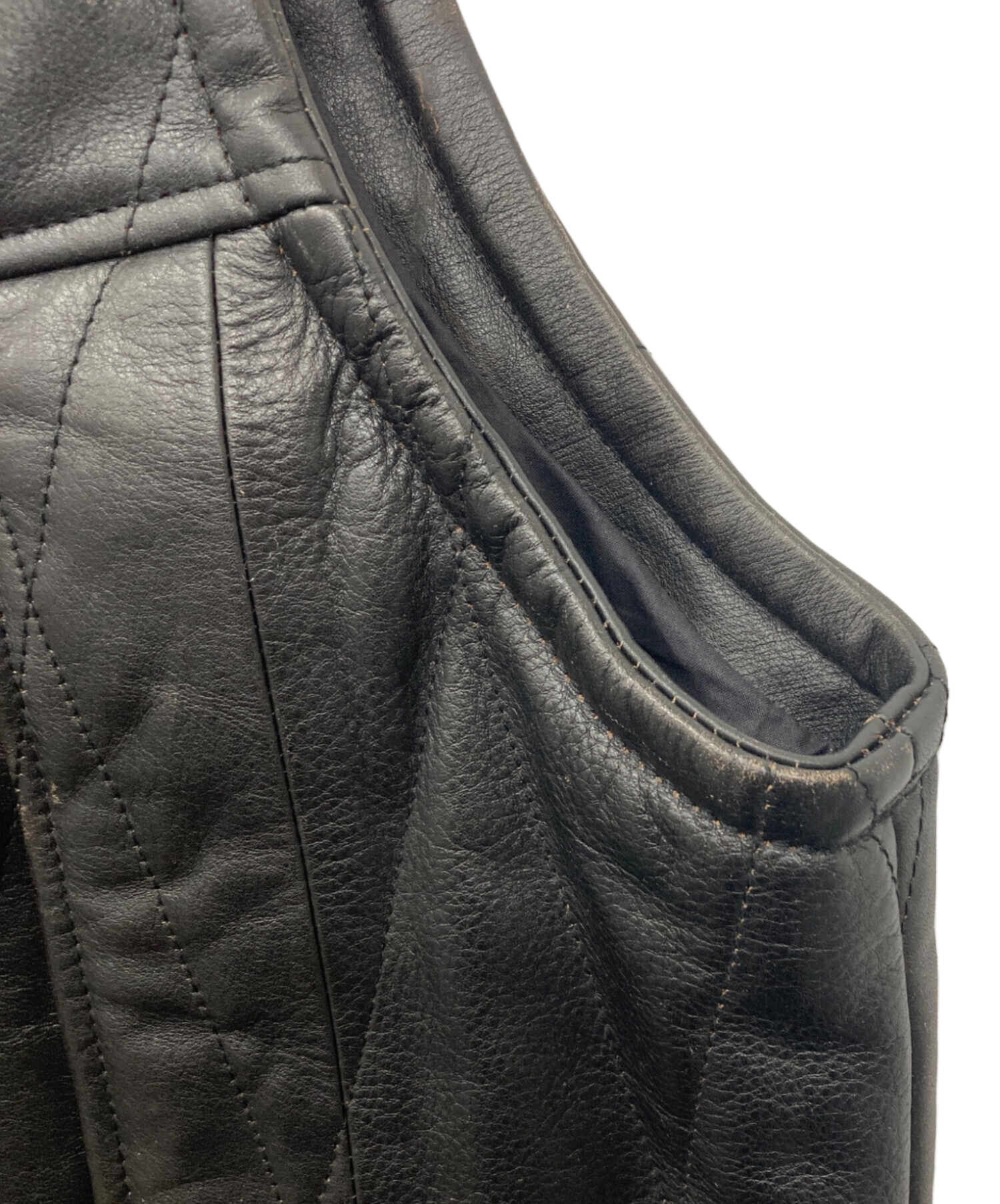 中古・古着通販】CCU (シーシーユー) QUILTED VEST/レザーキルティング