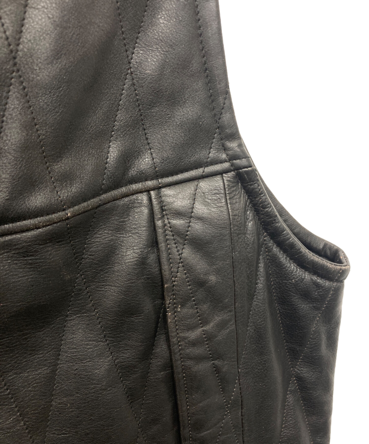 中古・古着通販】CCU (シーシーユー) QUILTED VEST/レザーキルティング