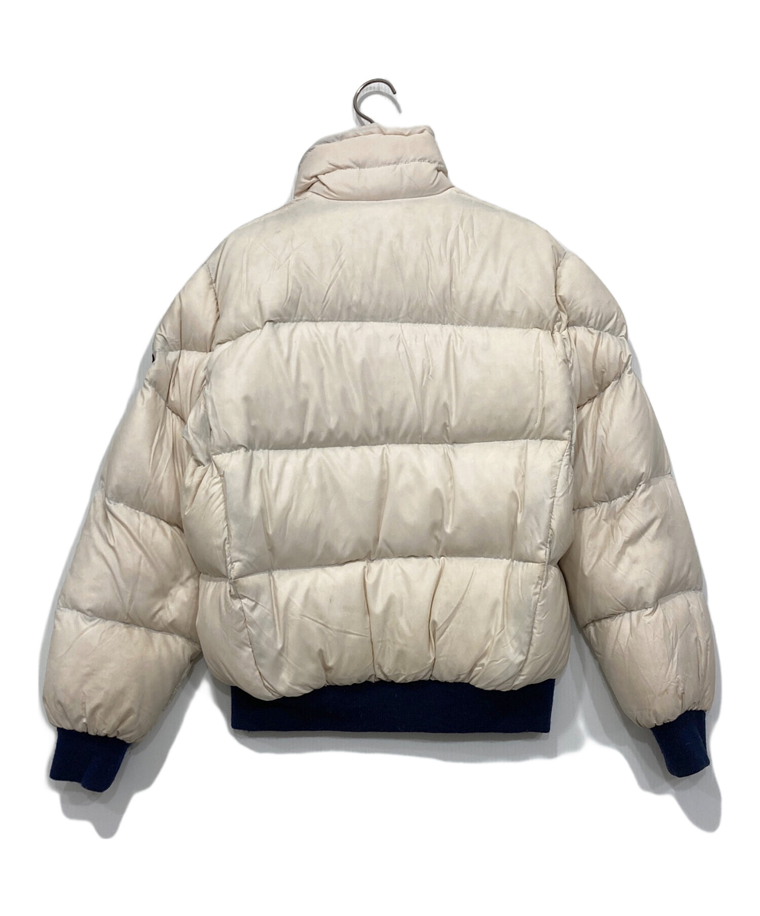 Monclerモンクレールジャケット 中古・古着通販】MONCLER (モンクレール) ダウンジャケット ホワイト