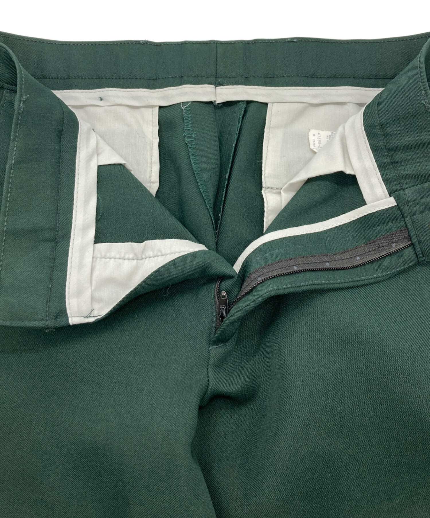 中古・古着通販】LEVI'S (リーバイス) Action Slacks グリーン サイズ
