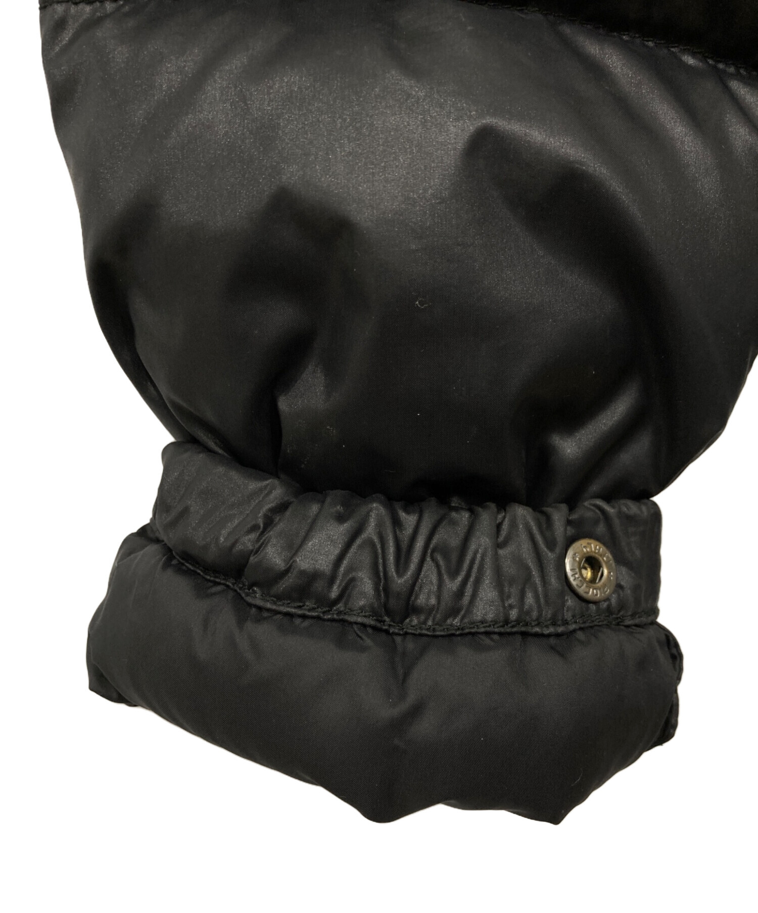 DUVETICA Deimos ブラック　短丈　ダウンジャケット　44サイズ. DUVETICA Deimos ブラック 短丈 ダウンジャケット 44サイズ.