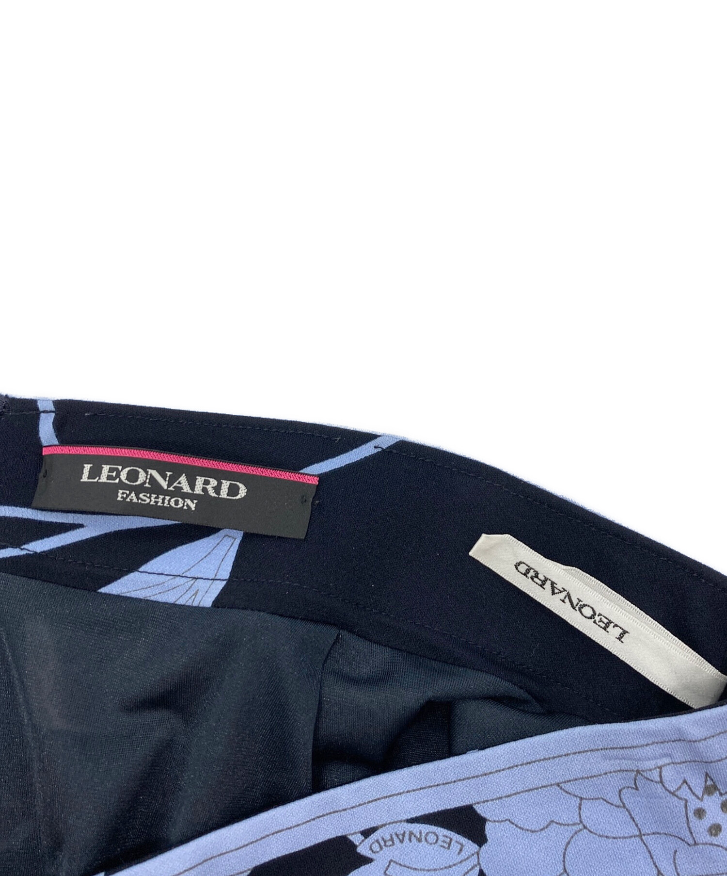 【LEONARD】スカート花柄トリム ペイズリー ストレッチ 黒青白 42 中古・古着通販】LEONARD FASHION (レオナールファッション) 花柄