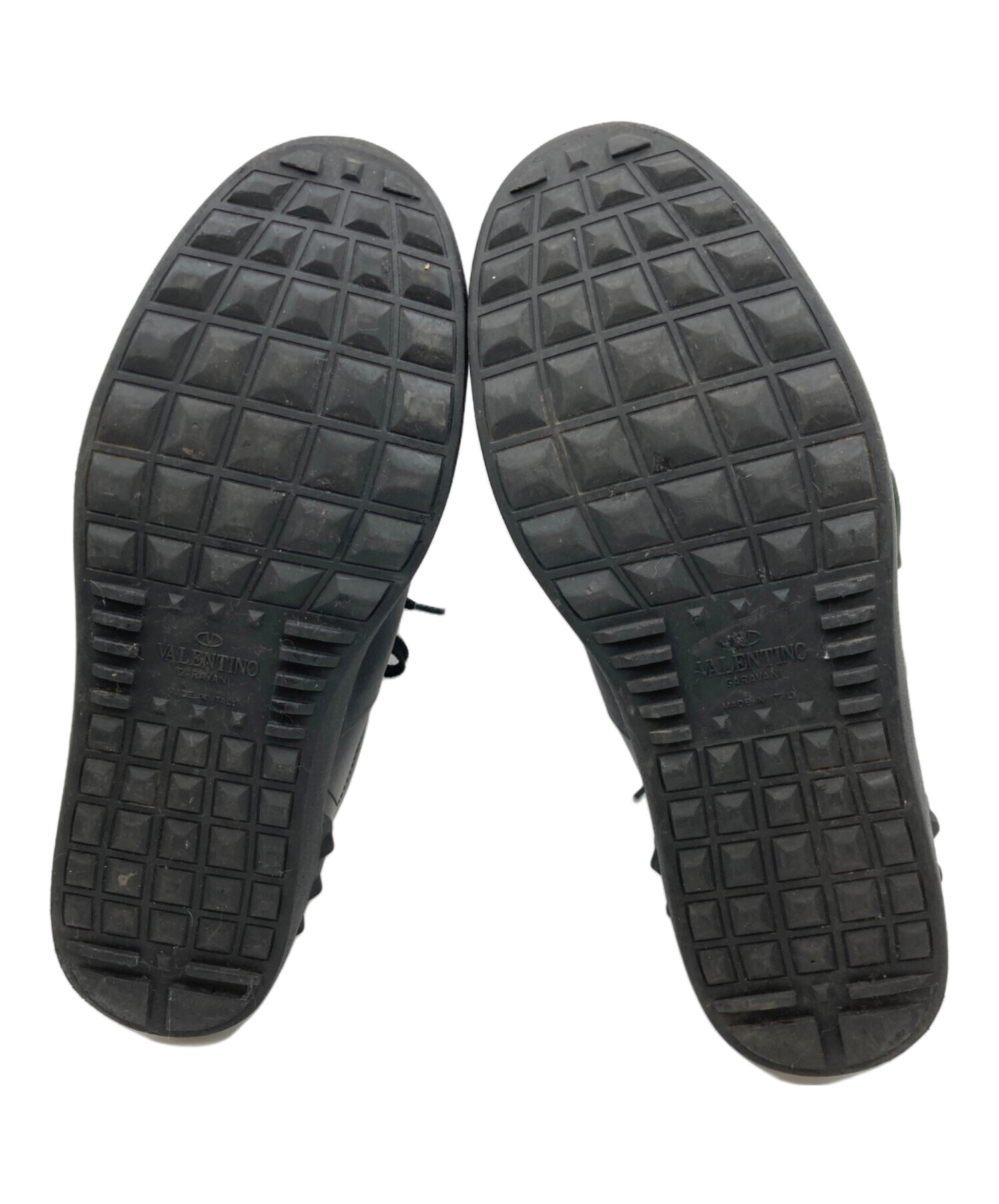 美品 ヴァレンティノ ガラヴァーニ × アンダーカバー ブラック ショルダーバッグ 黒 0922【中古】Valentino Garavani × UNDERCOVER valentino garavani - 美品 ヴァレンティノ ガラヴァーニ × アンダー