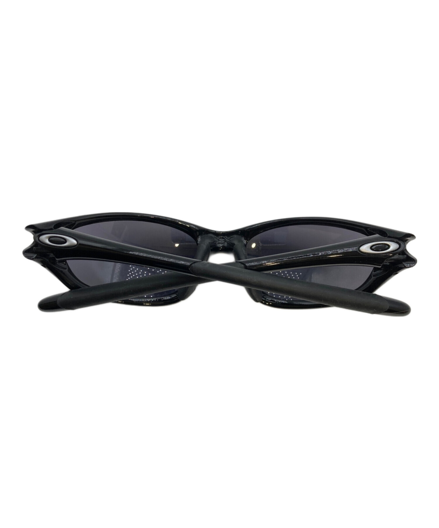 『USED』 OAKLEY オークリー AWIRE サングラス  ブラック【中古】 中古・古着通販】OAKLEY (オークリー) サングラス ブラック サイズ:55