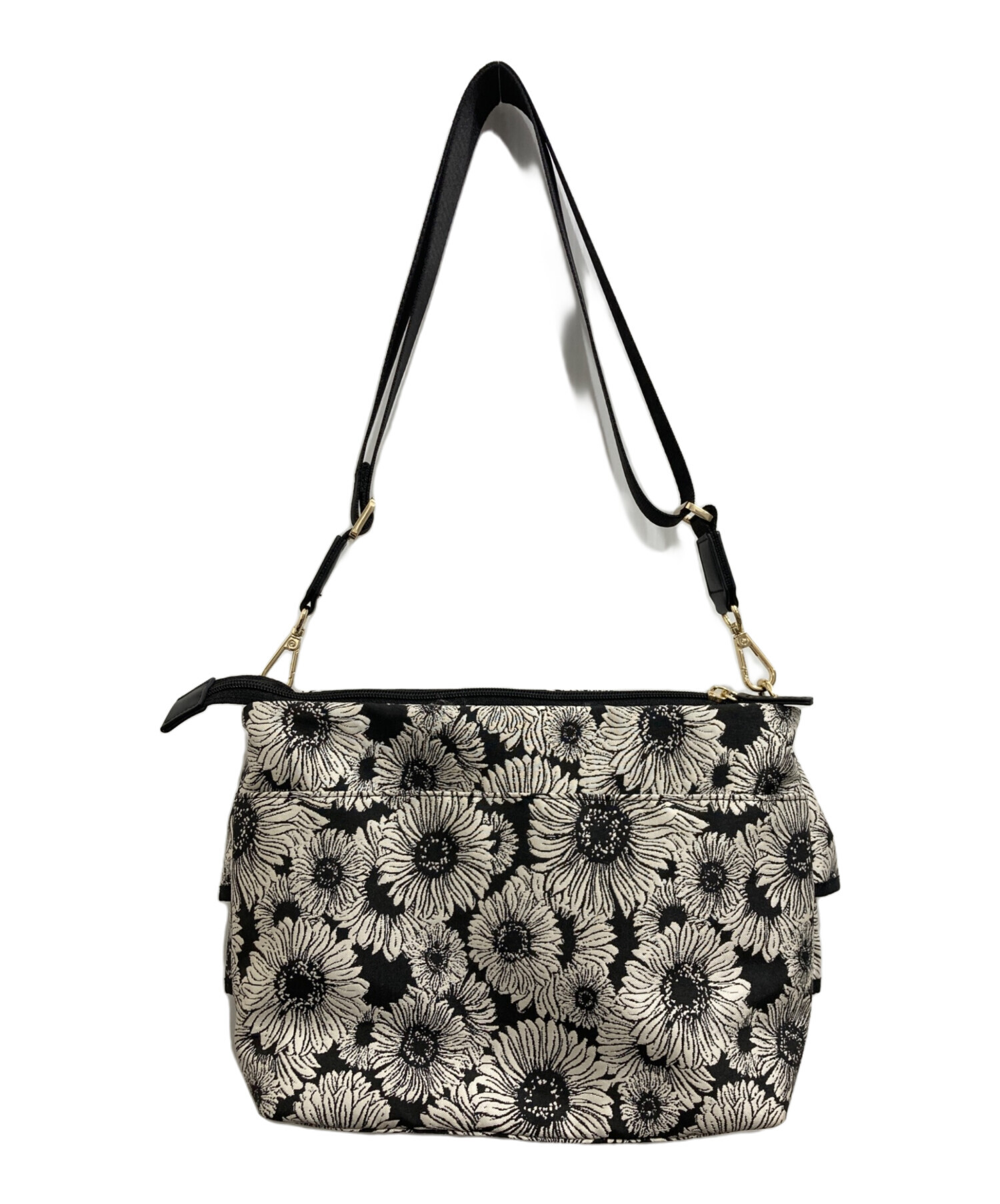 中古・古着通販】TOCCA (トッカ) FRILL POCHETTE/フリル ポシェット