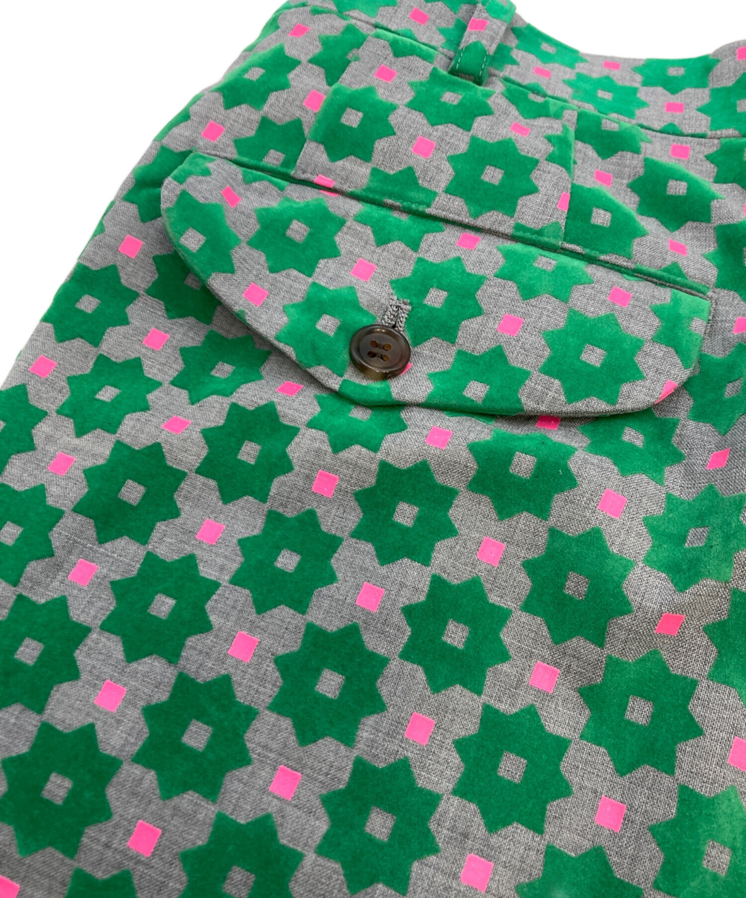 美品 コムデギャルソン オムプリュス ボタニカルハーフパンツ 2018 花柄 中古・古着通販】COMME des GARCONS HOMME PLUS (コムデギャルソンオム