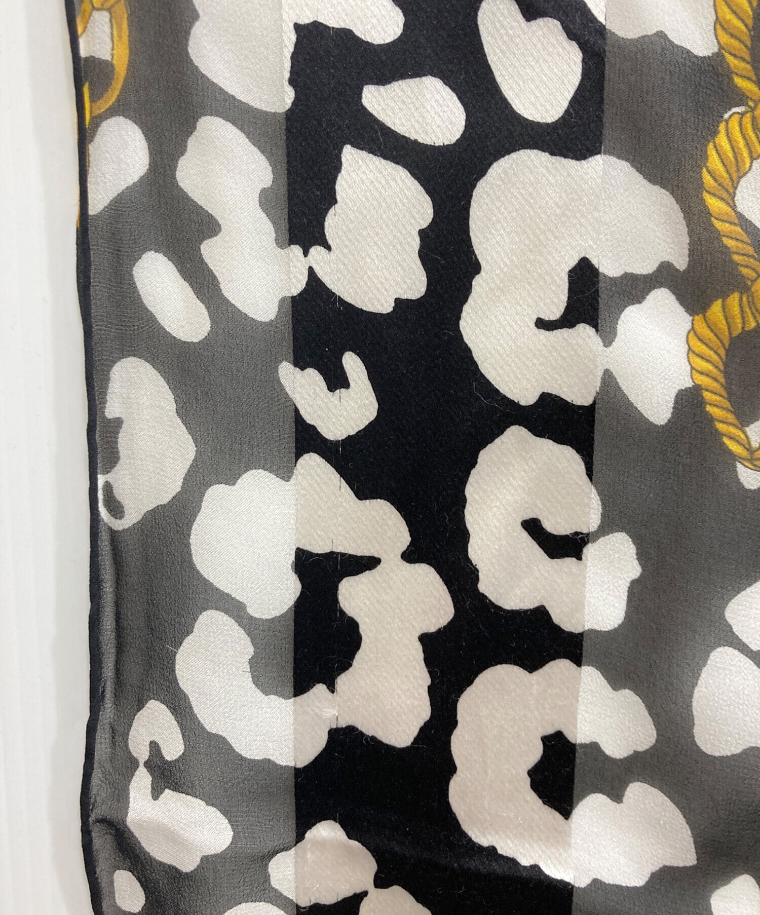 CELINE セリーヌ フィービー期 レオパード　ジャガードニット マフラー 中古・古着通販】CELINE (セリーヌ) レオパード×チェーン柄 総柄