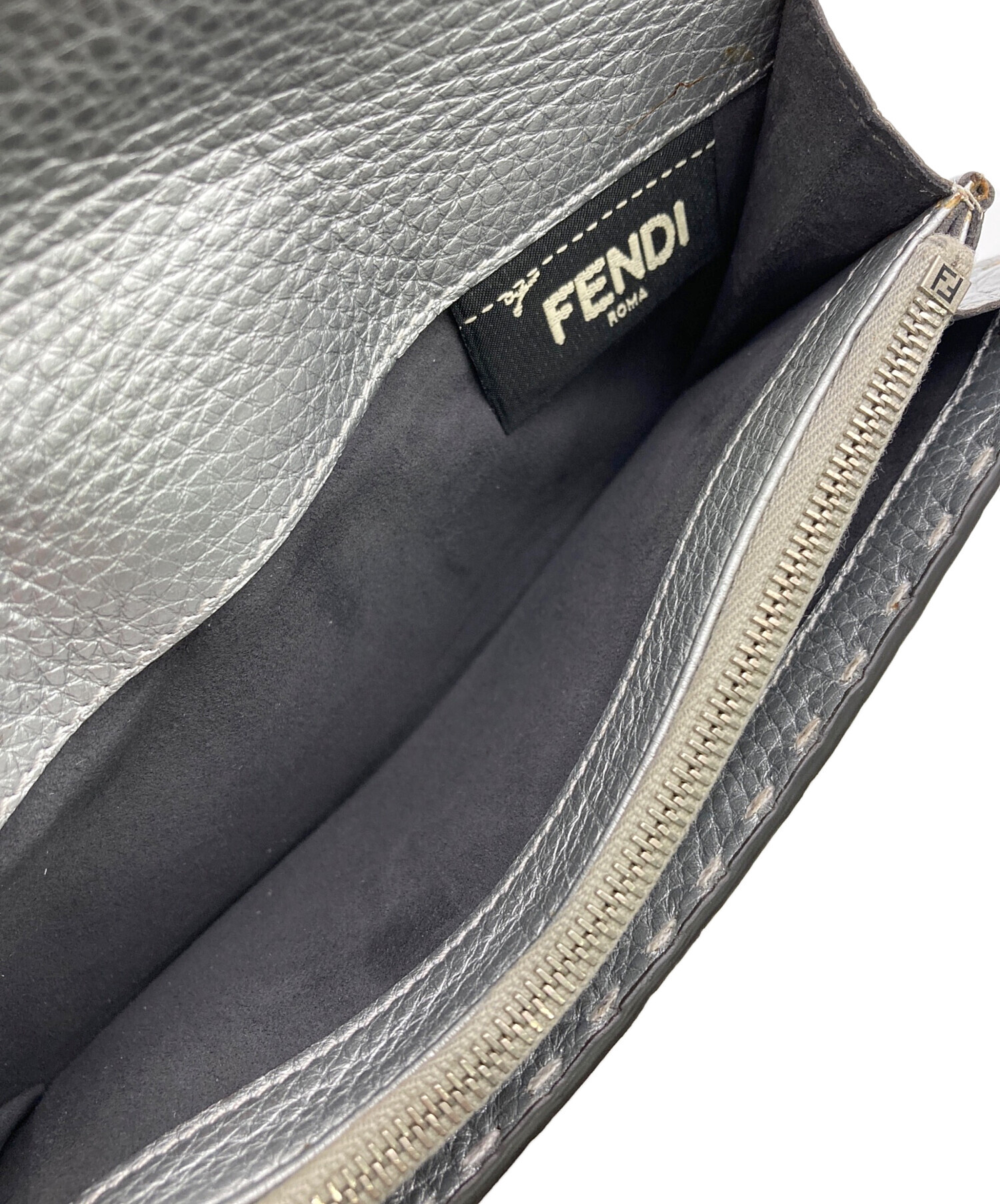 中古・古着通販】FENDI (フェンディ) セレリア ピーカブー 長財布