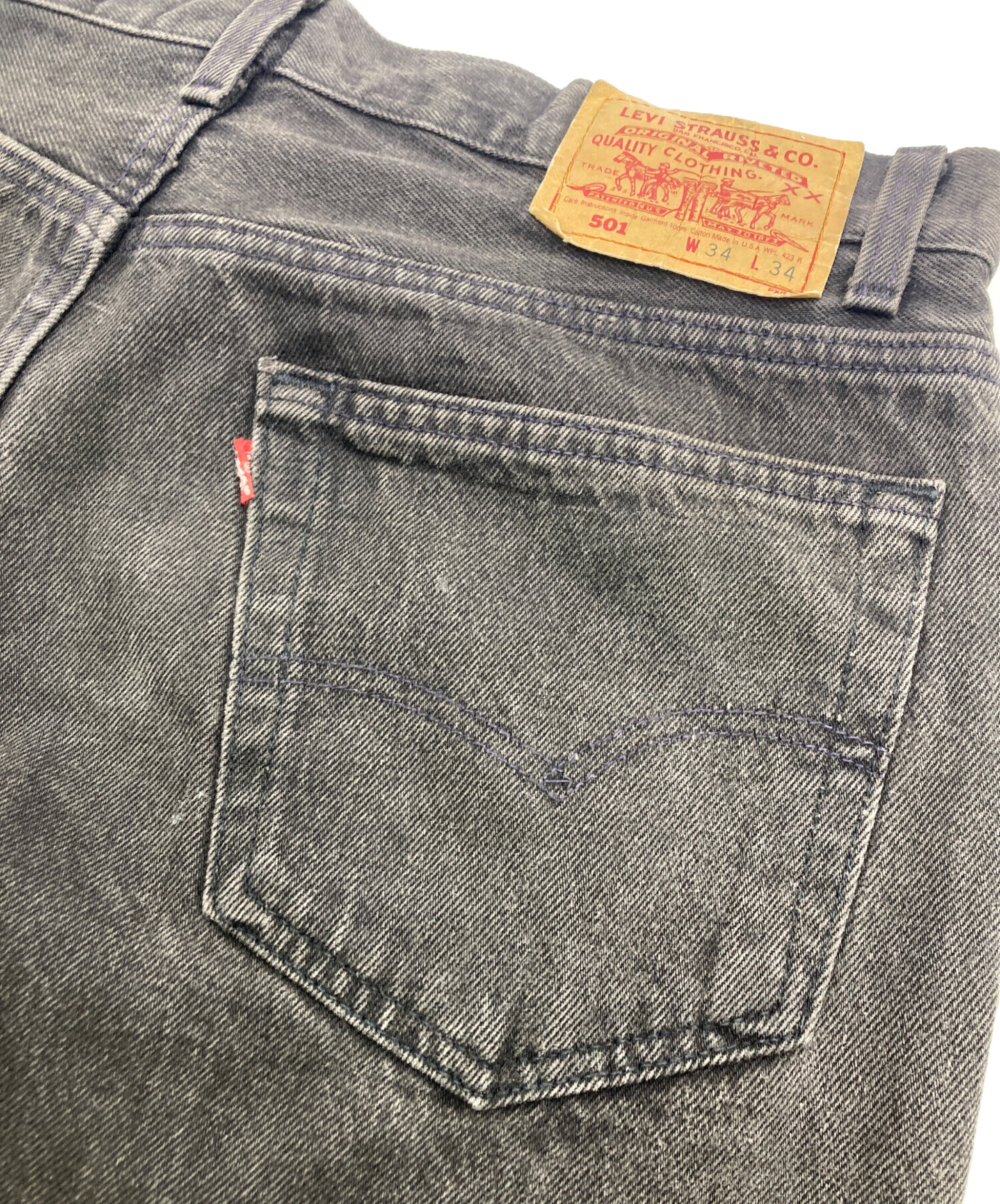 中古・古着通販】LEVI'S (リーバイス) 501デニムパンツ ブラック 中古・古着通販】LEVI'S (リーバイス) 501デニムパンツ ブラック
