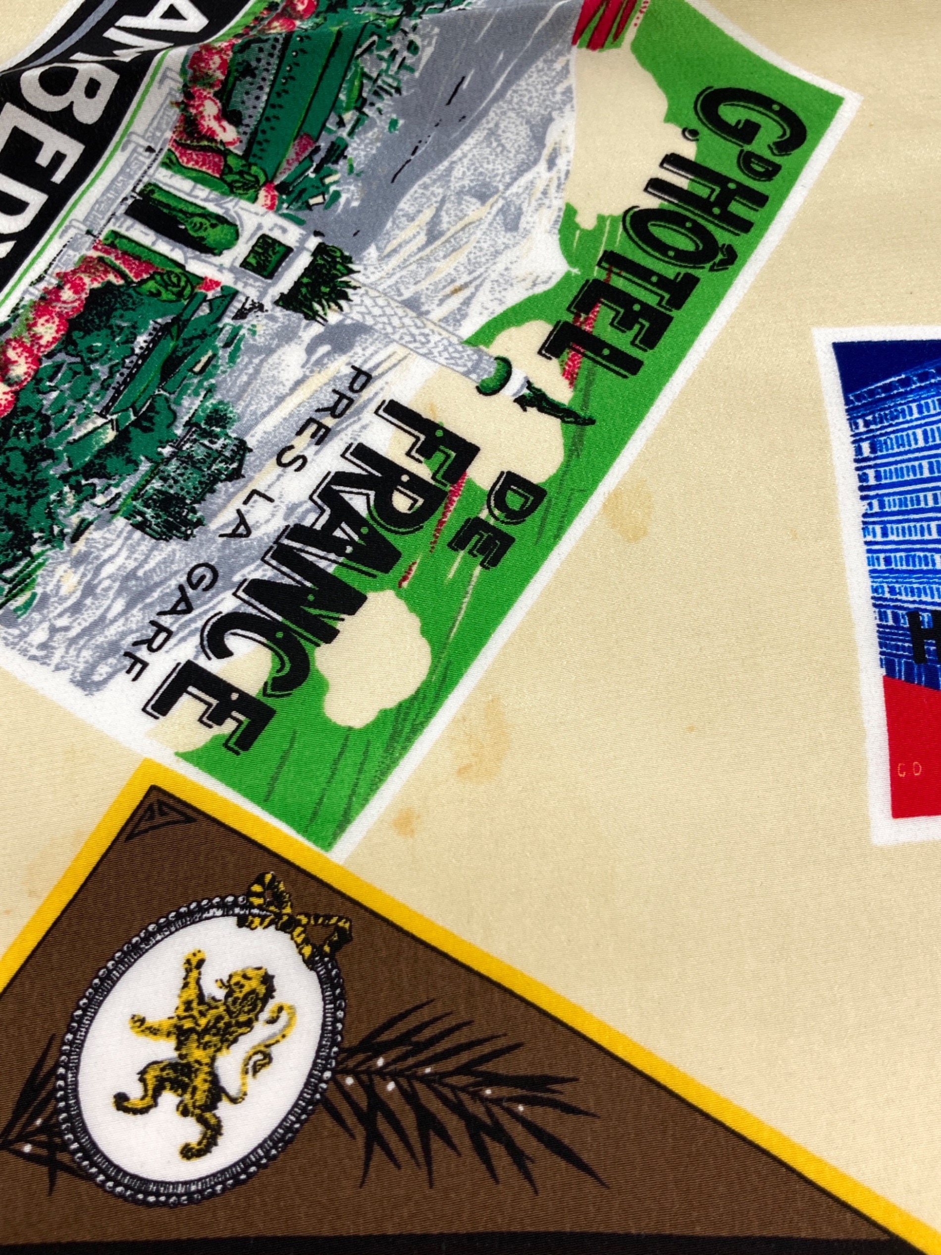 中古・古着通販】CHANEL (シャネル) 世界切手モチーフシルクスカーフ