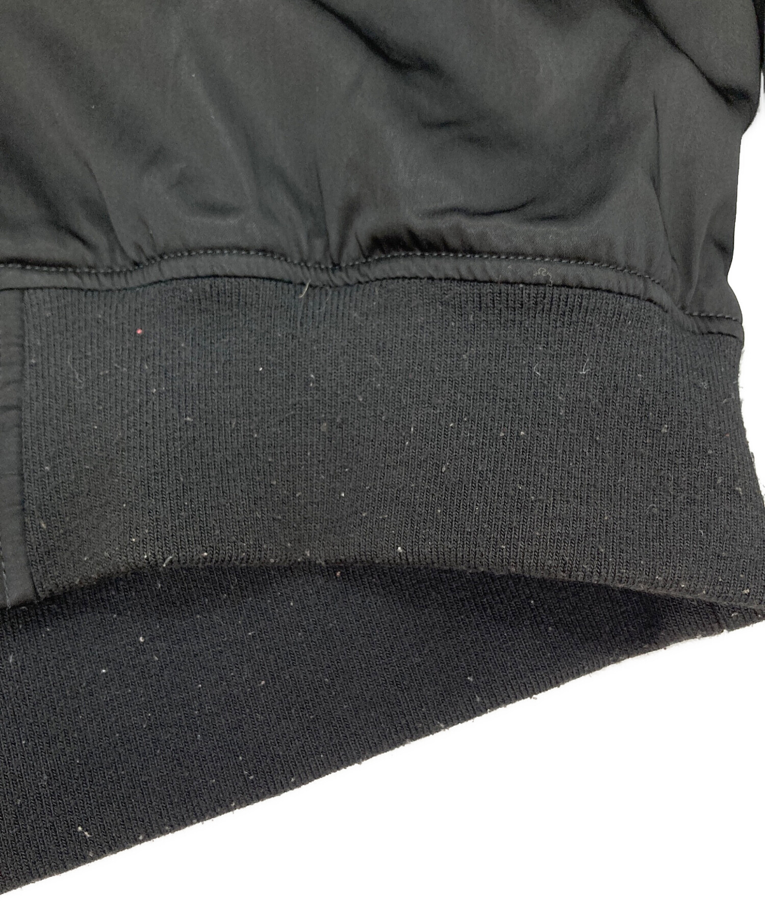 中古・古着通販】UNITED TOKYO (ユナイテッドトーキョー) 同色刺繍