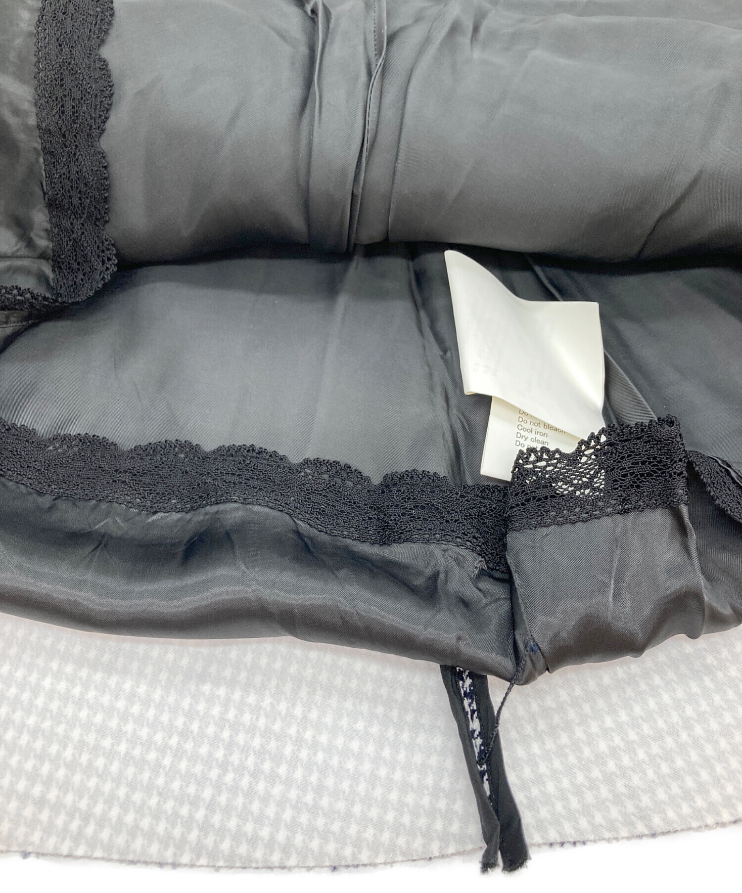 中古・古着通販】sacai luck (サカイラック) ミニスカート ブラック