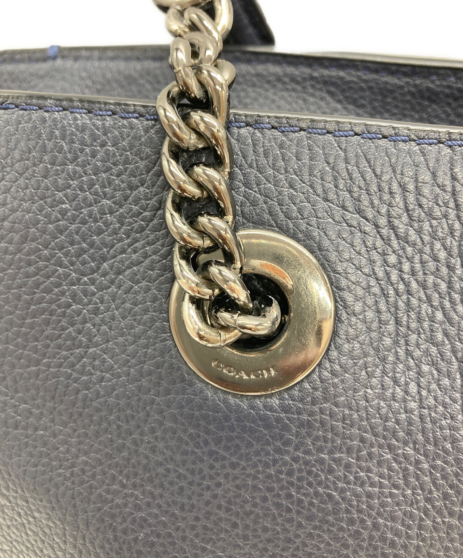 COACH ダメージ加工 ネイビー トート ハンド バッグ ターンロック 中古・古着通販】COACH (コーチ) ターンロックレザートートバッグ