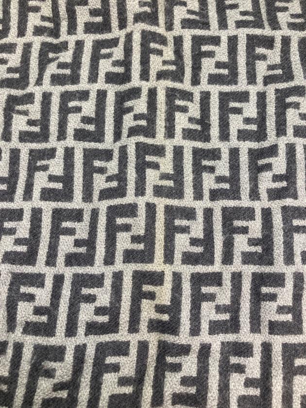 中古・古着通販】FENDI (フェンディ) ズッカ柄マフラー グレー