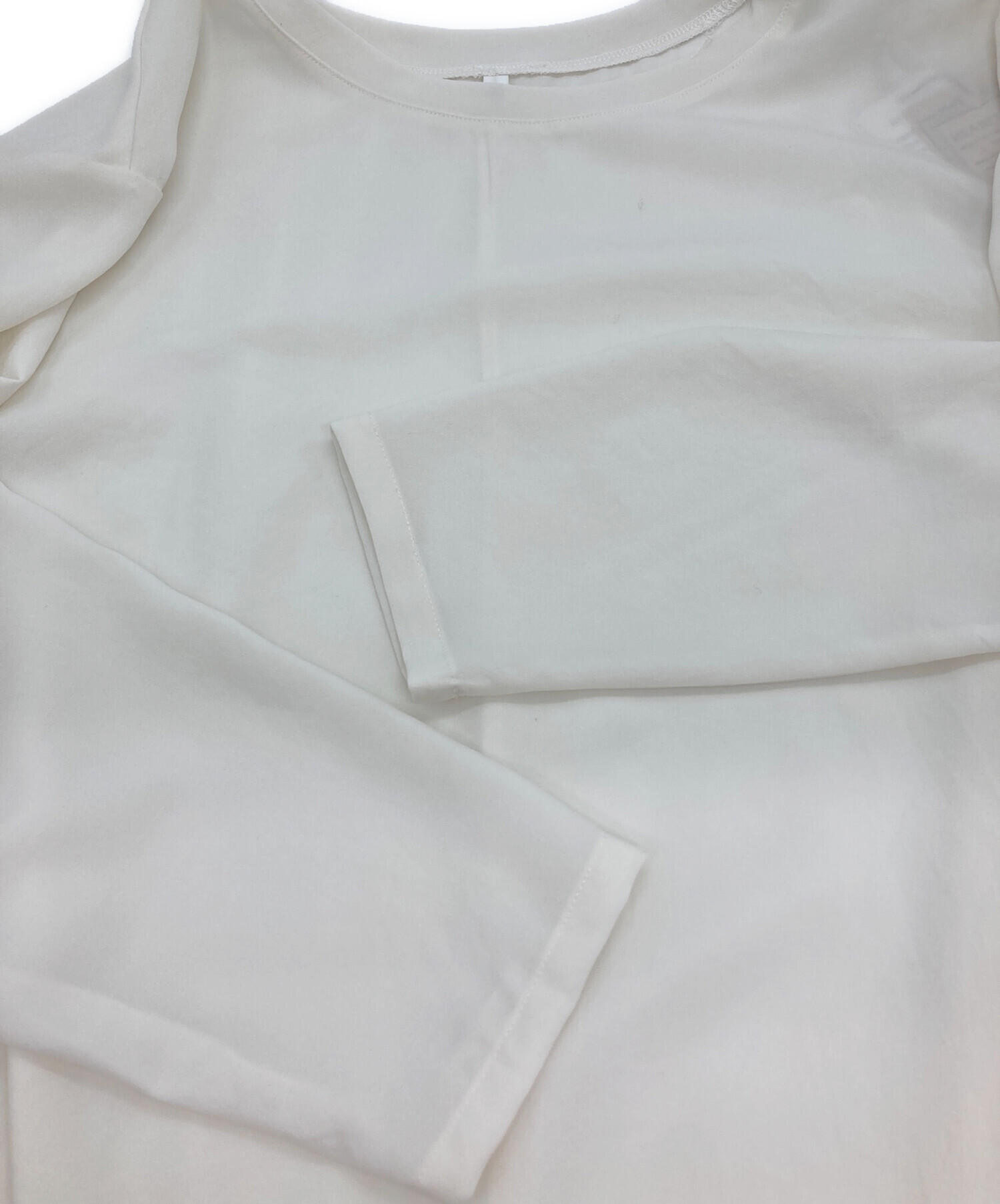 中古・古着通販】BEARDSLEY (ビアズリー) 後ろドレープTブラウス 